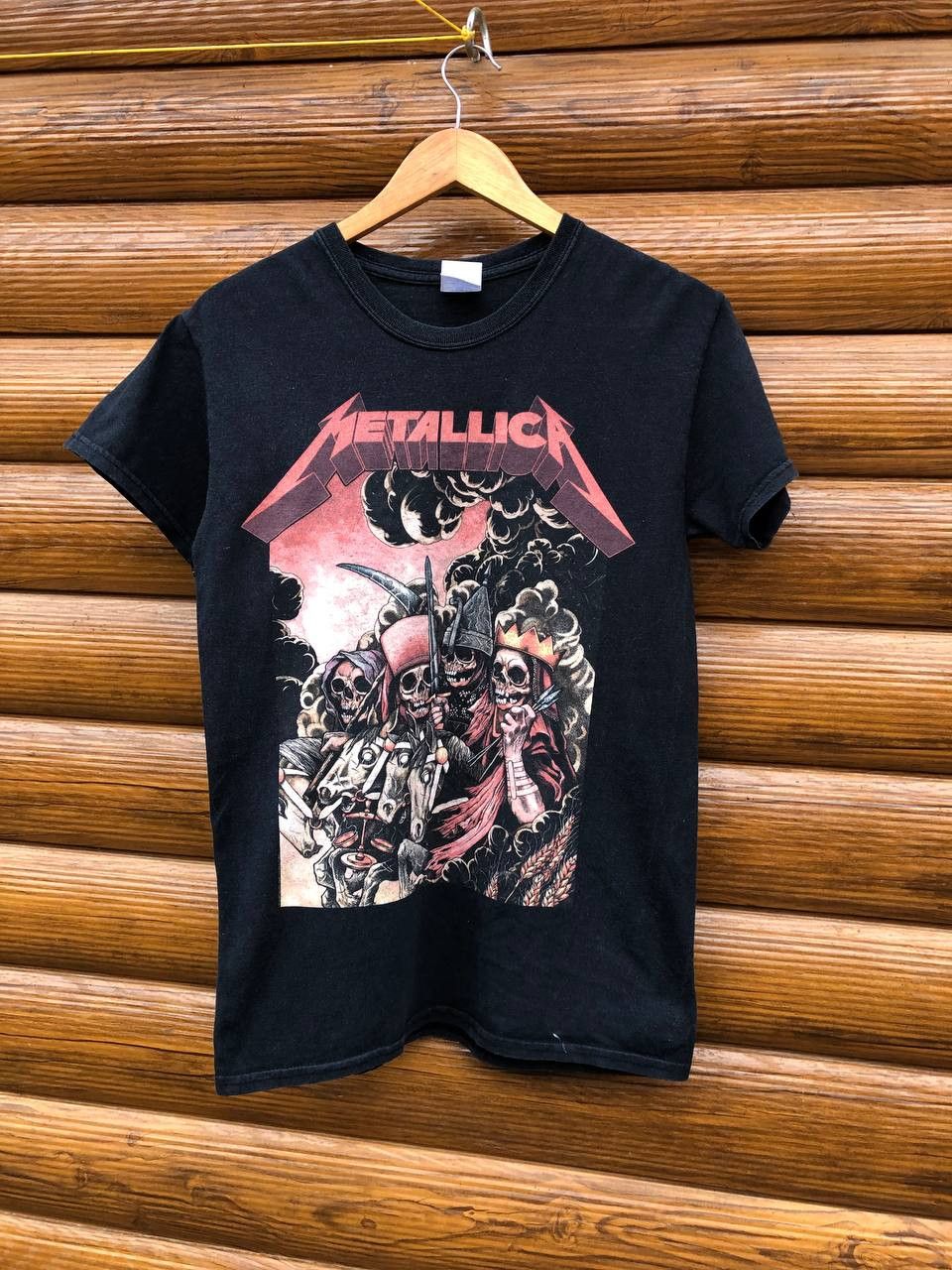 Metallica X Vintage Vintage Metallica 2014 Europe Tour Horseman T Shirt Hoodie, Sweatshirt | PodTeesHub.com