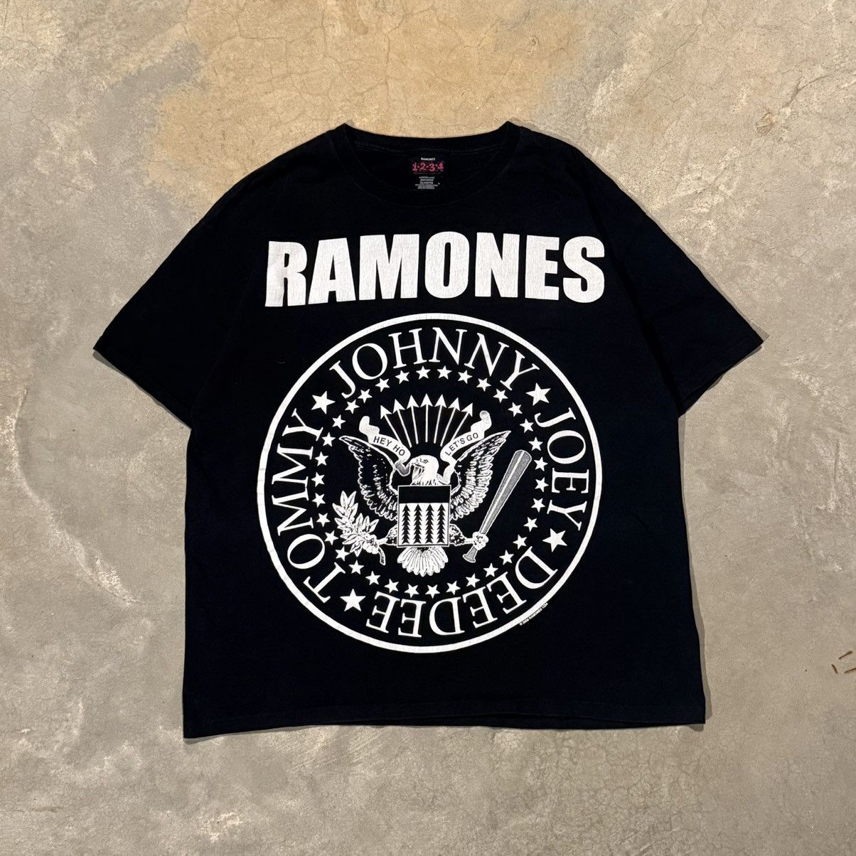 Vintage 2000s Ramones Faded Band Tee Erd Grunge Y2k Hoodie, Sweatshirt | PodTeesHub.com