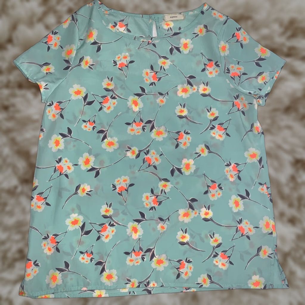Vintage Soprano Blouse Womens Xl Multi Color Short Sleeve Floral Design Petite T-Shirts, Hoodie, Sweatshirt | PodTeesHub.com