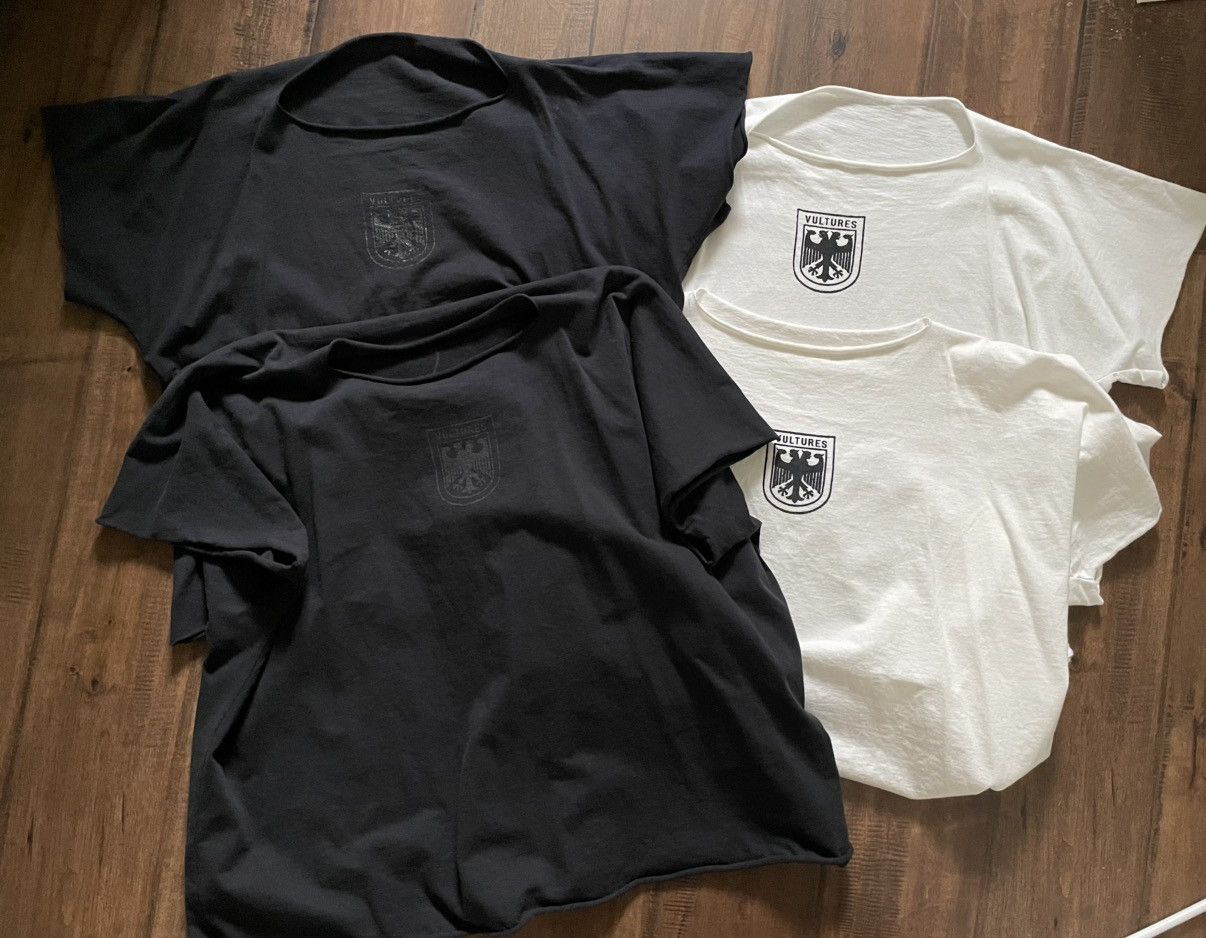 Kanye West 4 Vultures Box Tees Hoodie, Sweatshirt | PodTeesHub.com