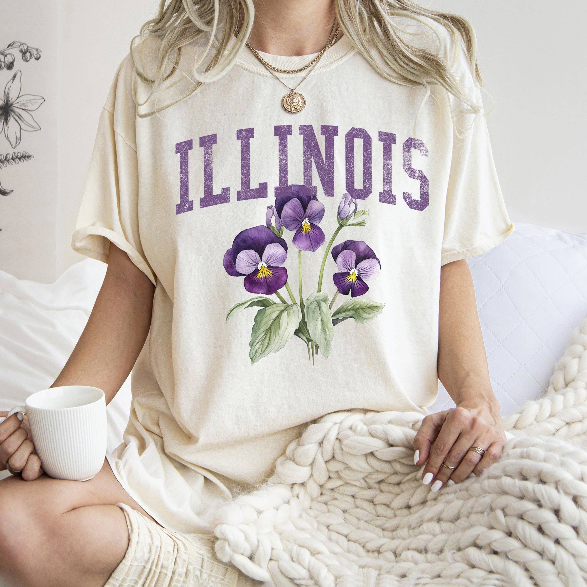 Illinois State Flower T-Shirt Hoodie, Sweatshirt | PodTeesHub.com