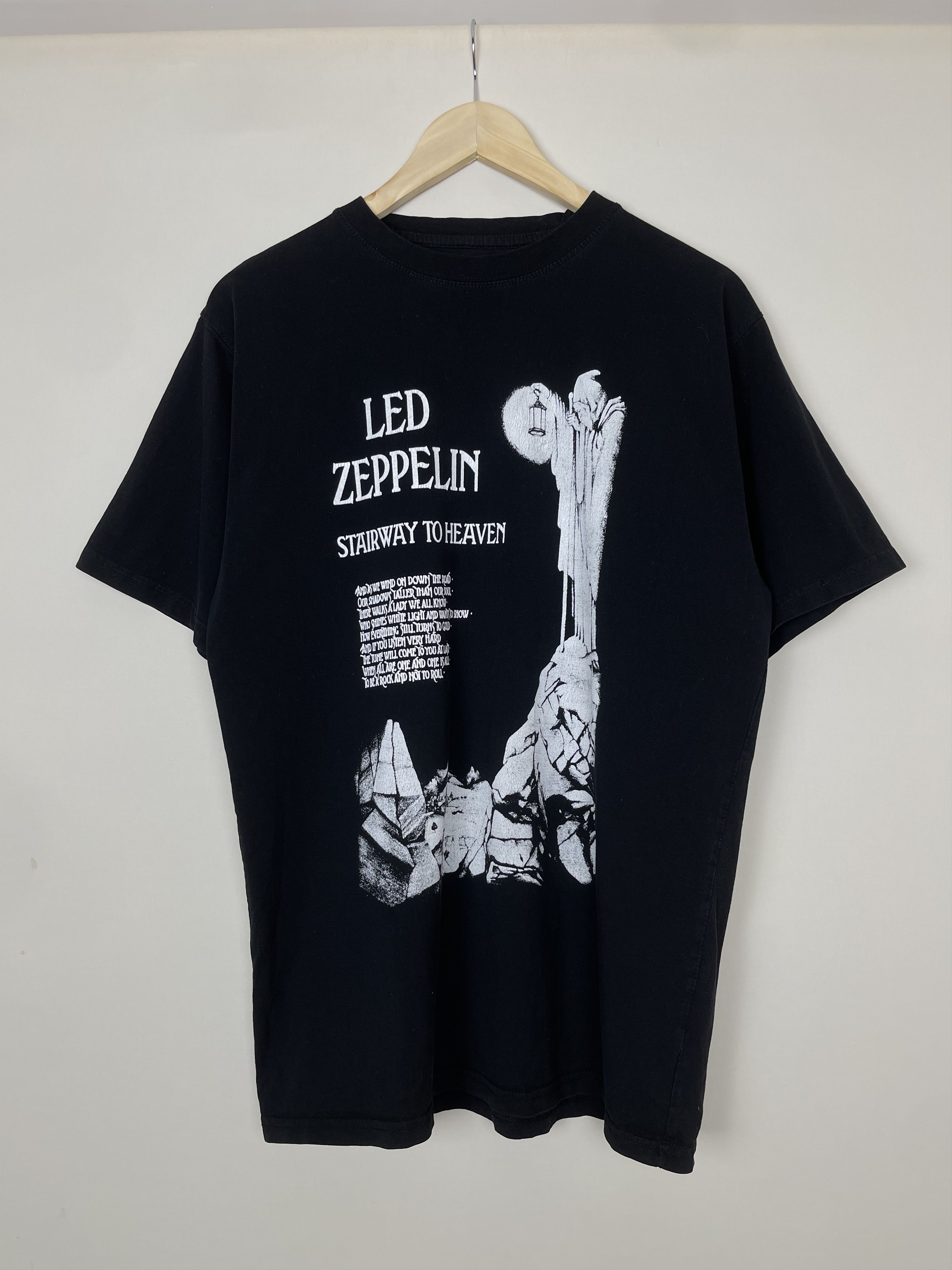 Zeppelin Led Zeppelin Printed Vintage Band Rock T Shirt Black Size L Hoodie, Sweatshirt | PodTeesHub.com
