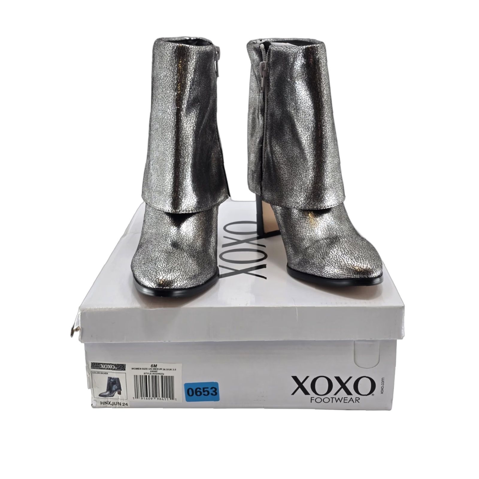 Xoxo Footwear S Annie Ankle Boot Bootie Silver Size 6m Faux Leather Zipper Cuff Over Bloc T-Shirts, Hoodie, Sweatshirt
