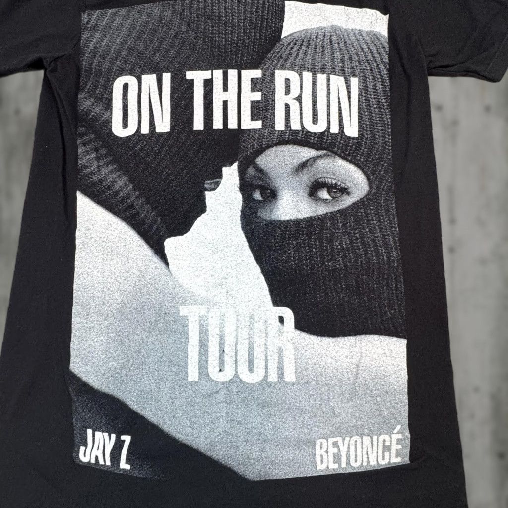 Vintage Jay Z Beyonce On The Run Tour Shirt Mens Medium Black Concert Band Tee Music Hoodie, Sweatshirt | PodTeesHub.com
