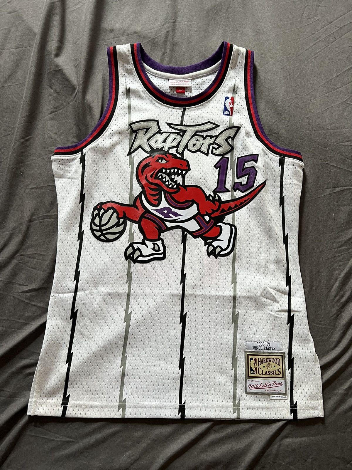 Nba Vince Carter Toronto Raptors Swingman Jersey T-Shirts, Hoodie, Sweatshirt | PodTeesHub.com