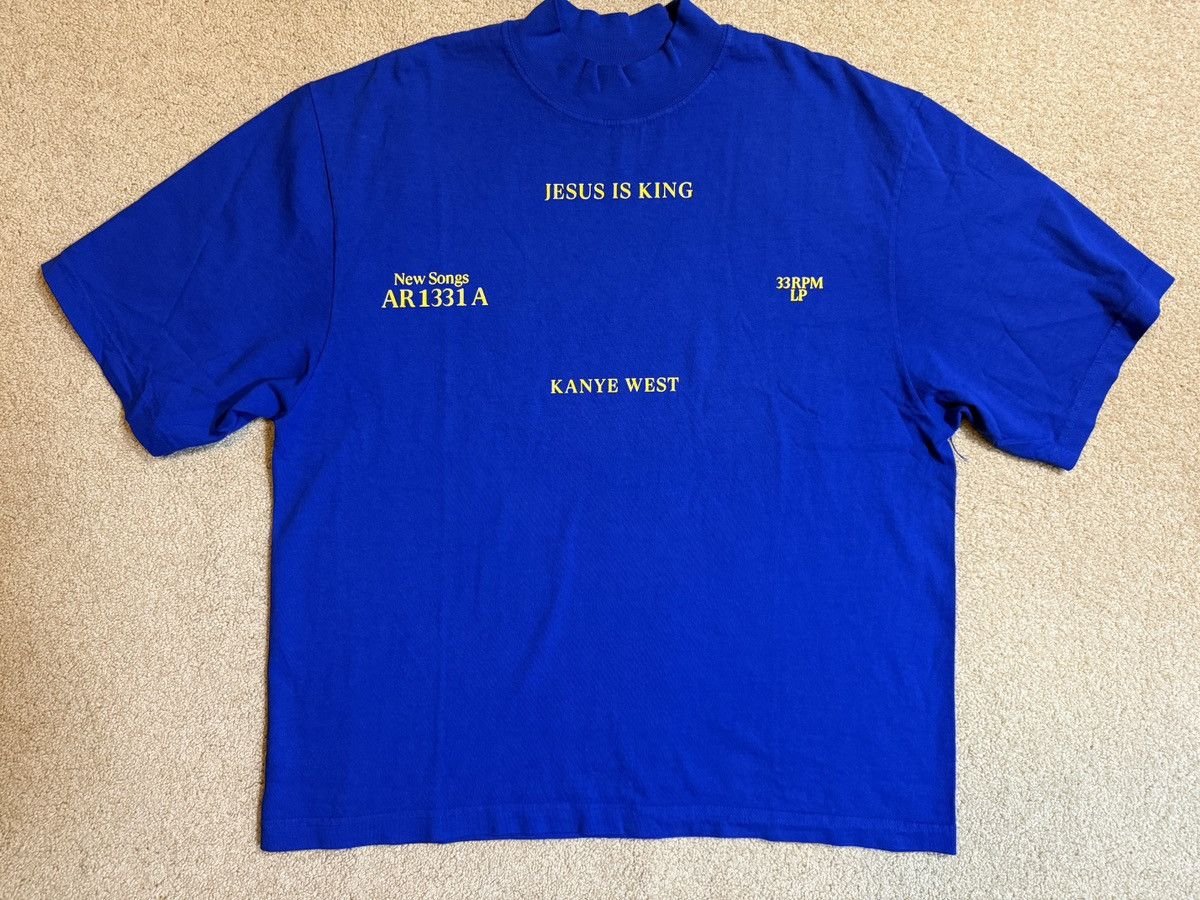 West Kanye West Jesus Is King Vinyl Album Tee Hoodie, Sweatshirt | PodTeesHub.com