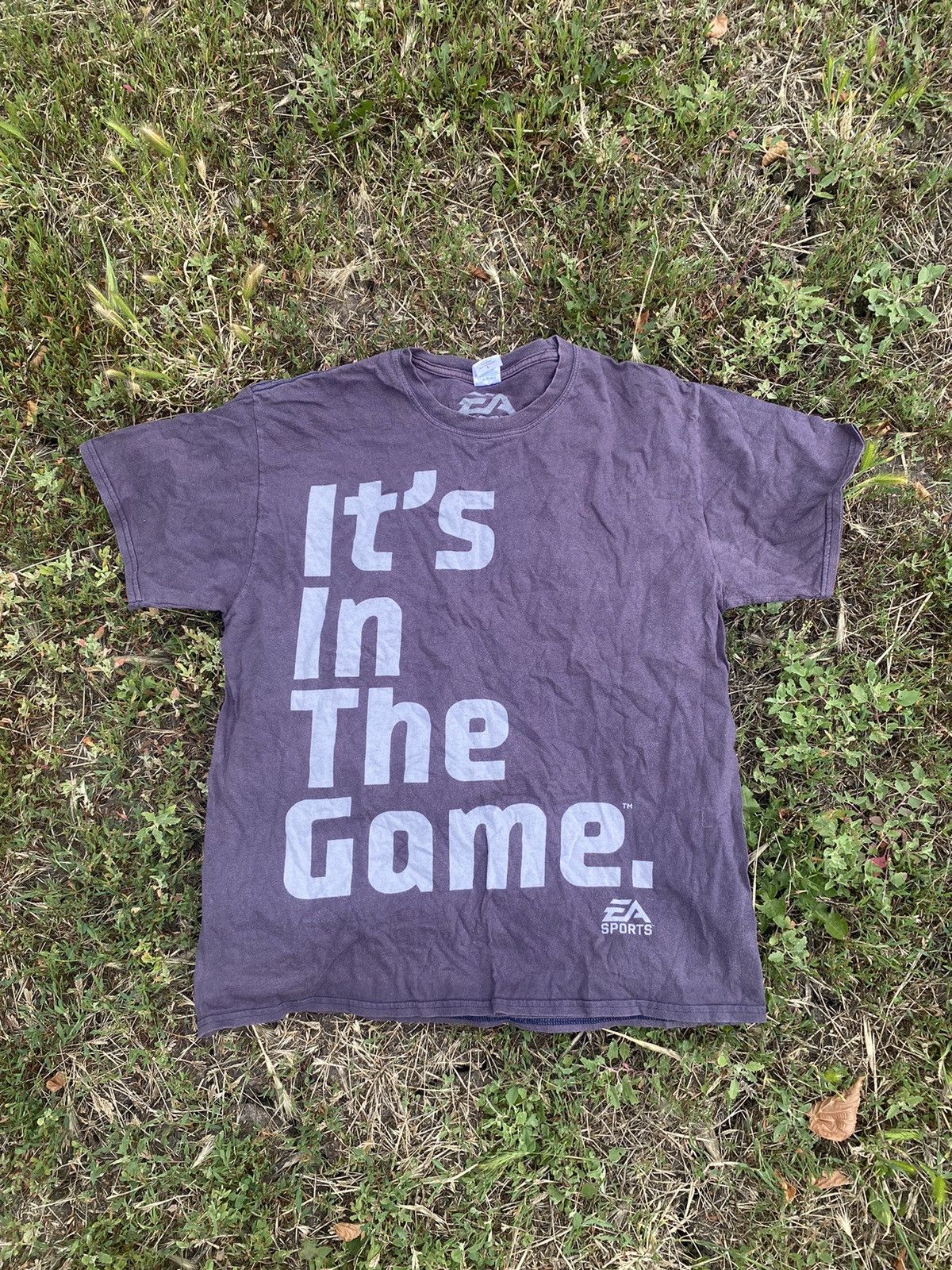 Band Tees Vintage Y2k Ea Sports Tee Streetwear Style Size L Hoodie, Sweatshirt | PodTeesHub.com