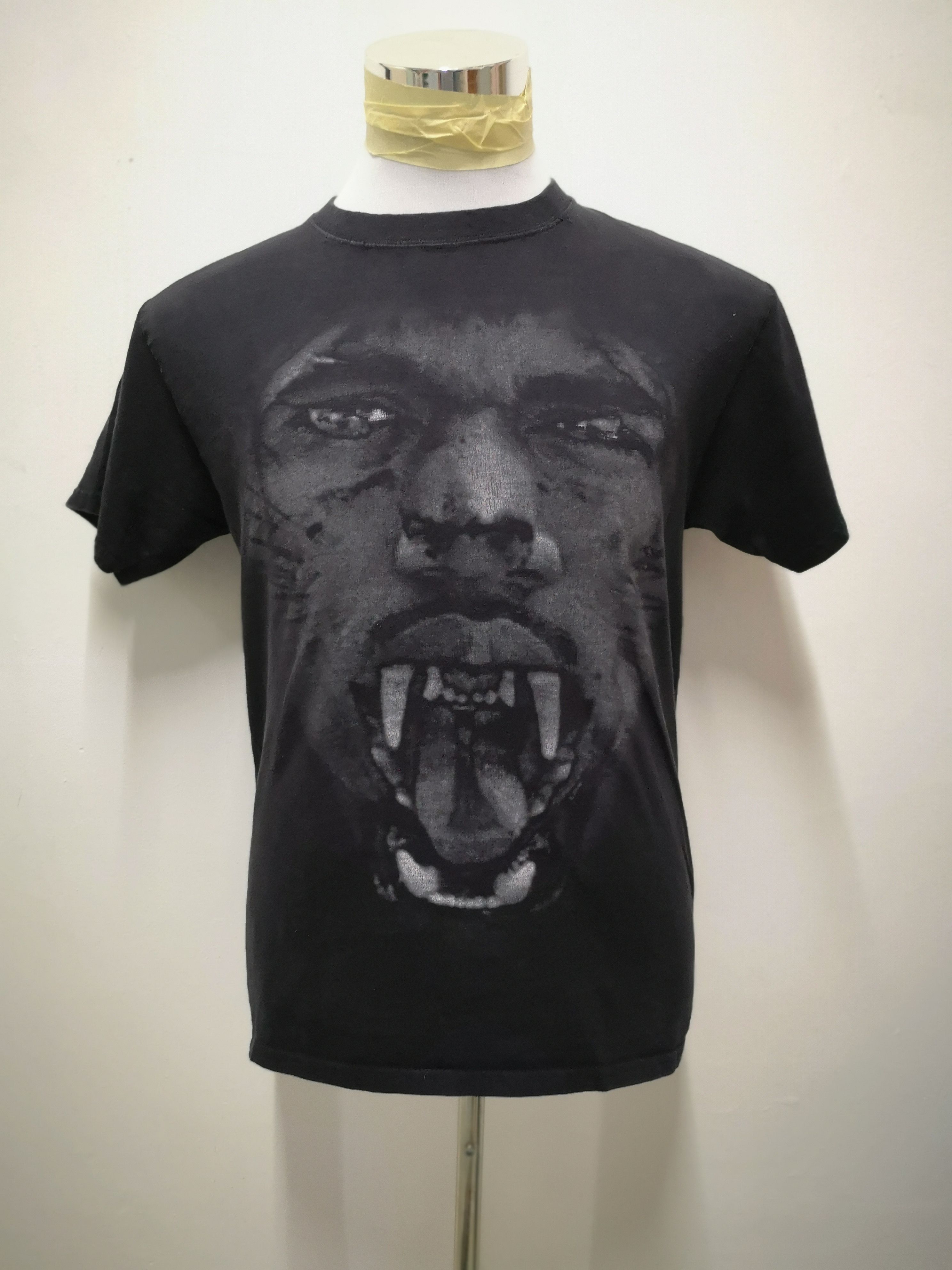 Kanye West X Rap Tees Kanye West Watch The Throne Tour 2011 Hoodie, Sweatshirt | PodTeesHub.com