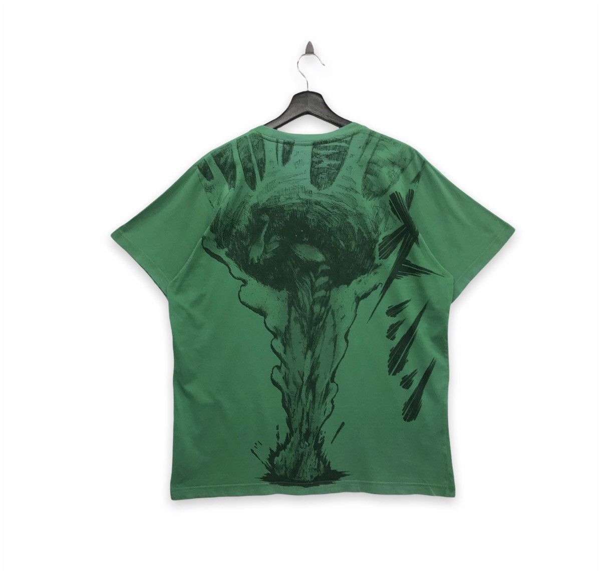 Japanese Brand X Uniqlo Rare Uniqlo X Attack Titan Nice Backprint T-Shirts, Hoodie, Sweatshirt