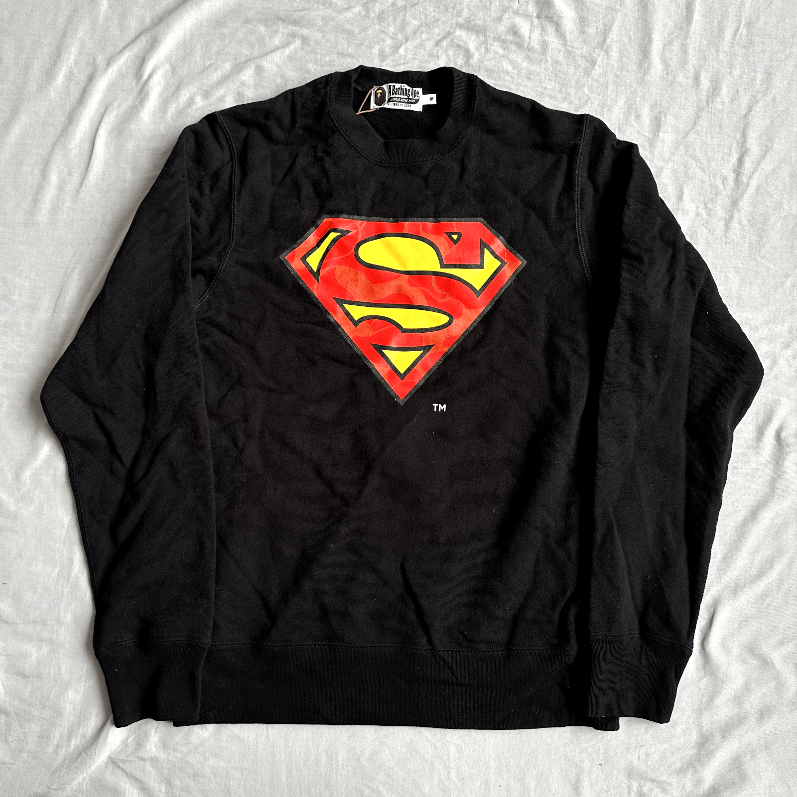 Dc Superman Crewneck Black Size Medium T-Shirts, Hoodie, Sweatshirt | PodTeesHub.com