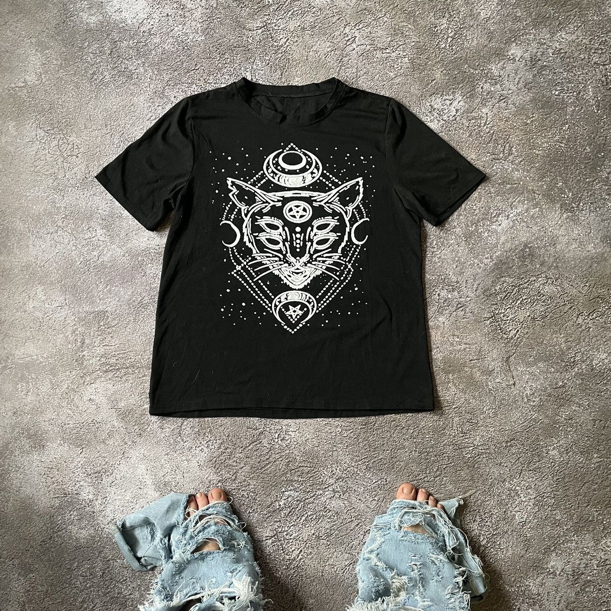 Vintage Y2k Anarchy Cat Face Blood Dead Creepy Horror Tee Hoodie, Sweatshirt | PodTeesHub.com