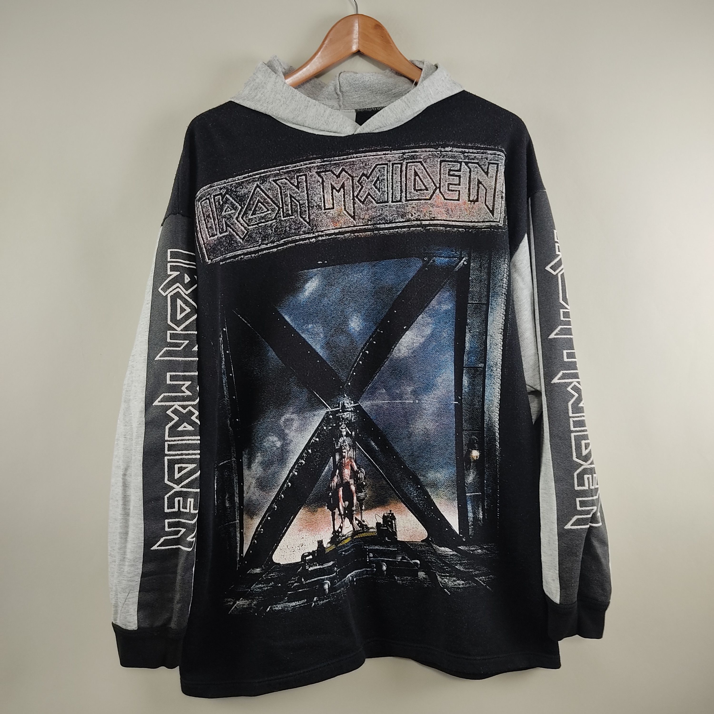 Iron Maiden X Vintage 1995 Iron Maiden The X Factor Hoodie T-Shirts, Sweatshirt | PodTeesHub.com