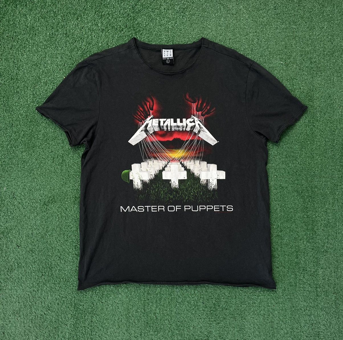 X Vintage Metallica Master Of Puppets Vintage 2002 Bandshirt Merch T-Shirts, Hoodie, Sweatshirt | PodTeesHub.com