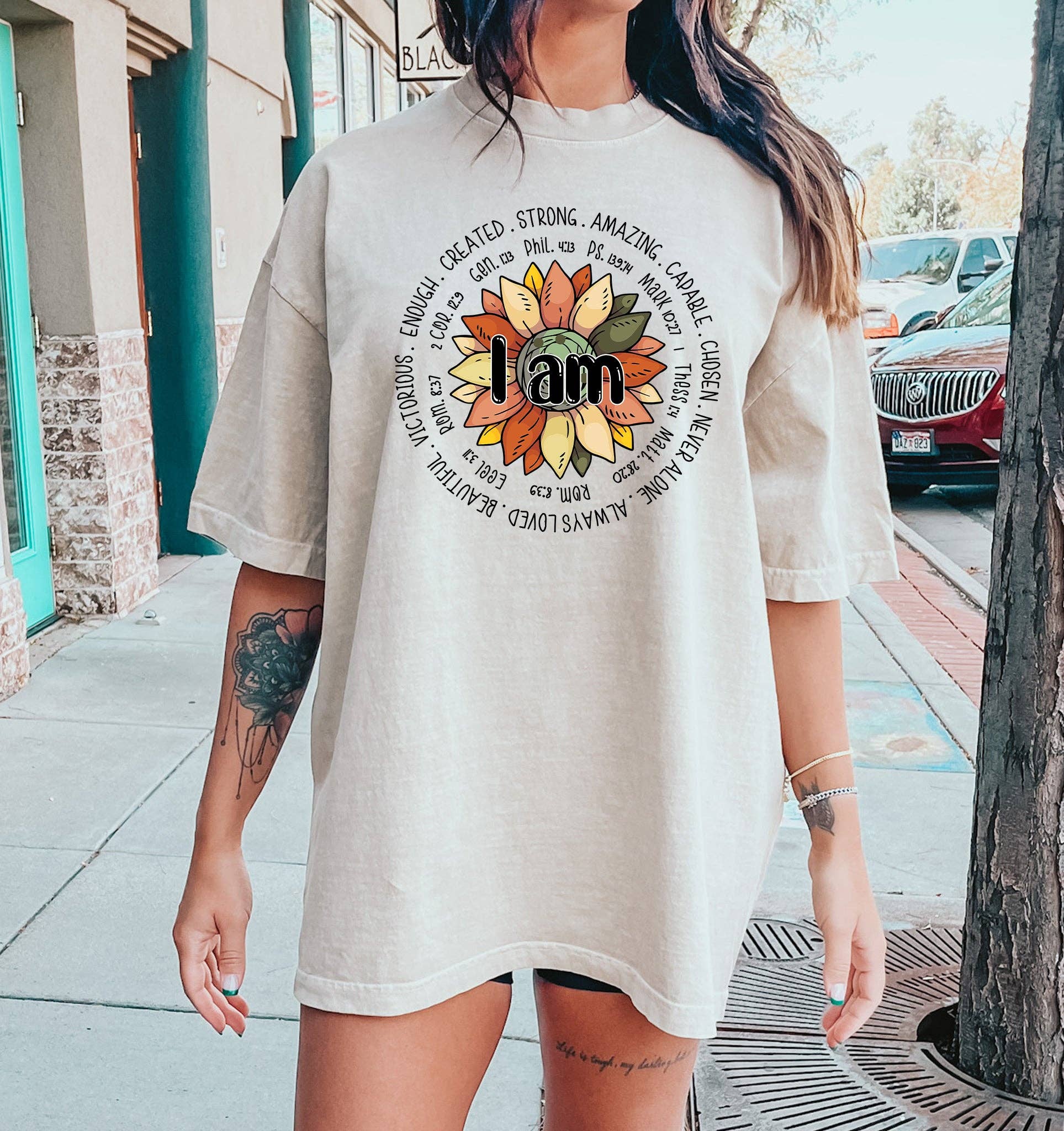 I Am Strong Biblical Floral Bk T-Shirt Hoodie, Sweatshirt | PodTeesHub.com