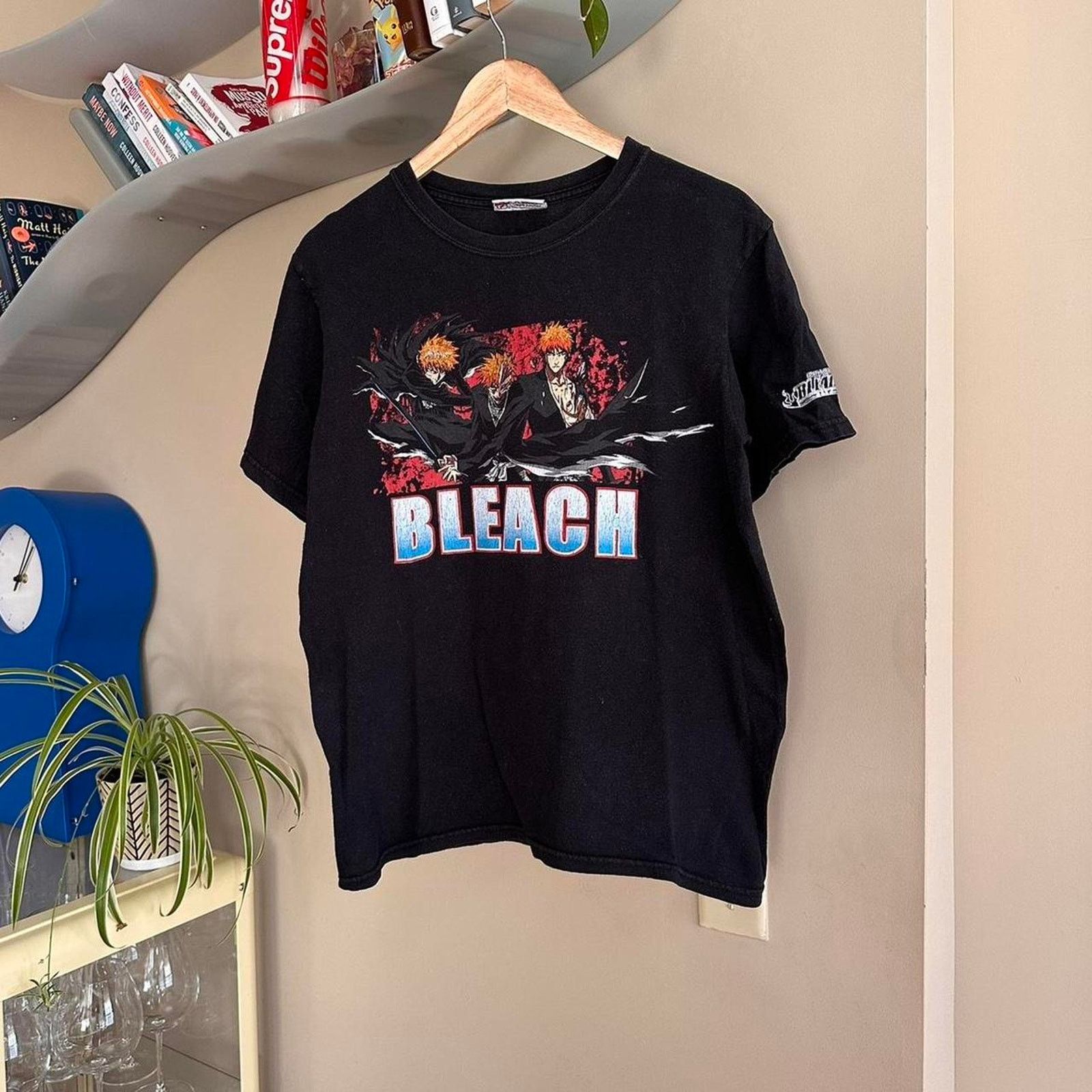 Vintage Bleach Anime Shirt Hoodie, Sweatshirt | PodTeesHub.com