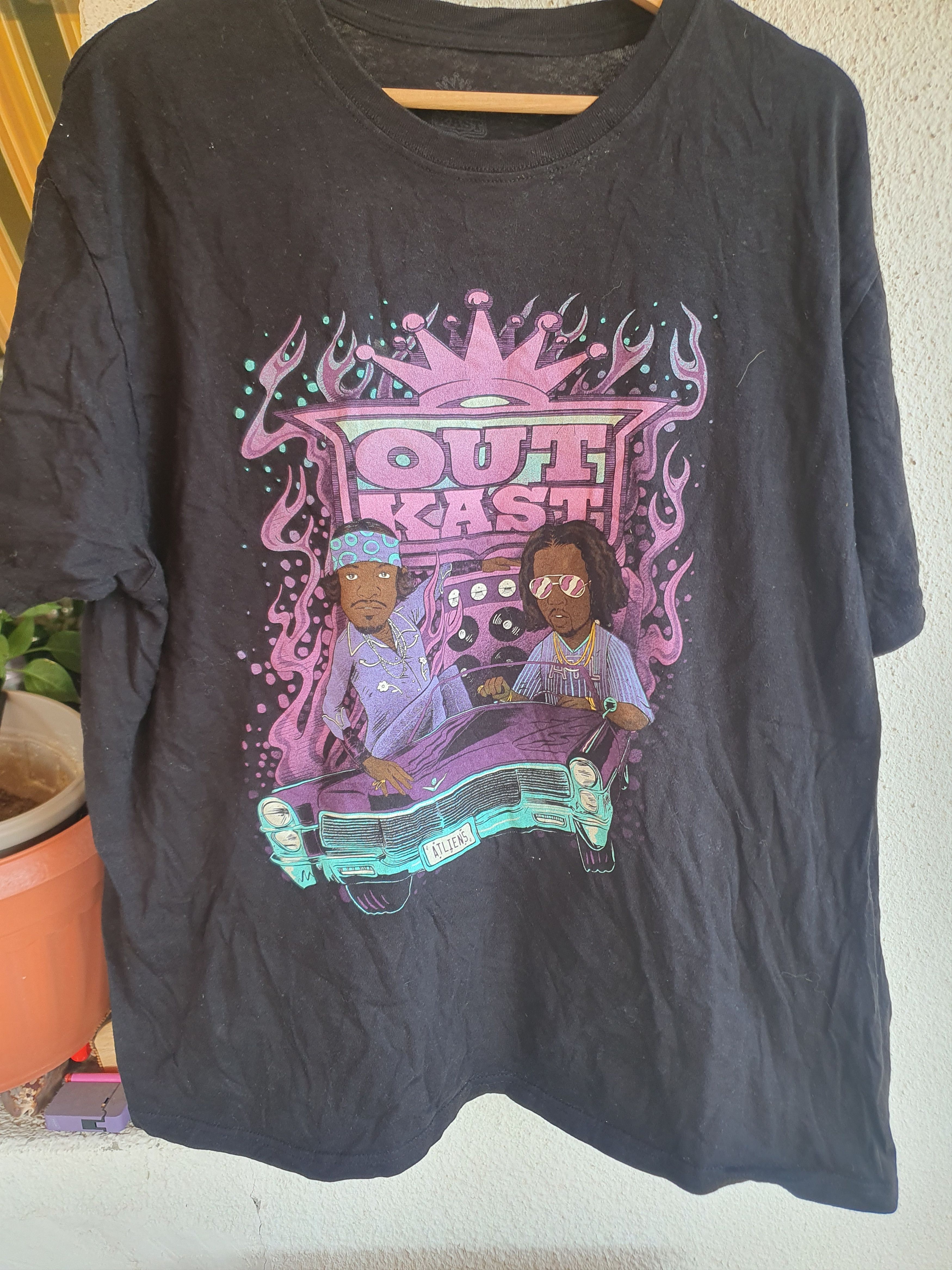 Rap Tees Outkast Lowrider Atliens Rap Hip Hop T Shirt Sz Xl Hoodie, Sweatshirt | PodTeesHub.com