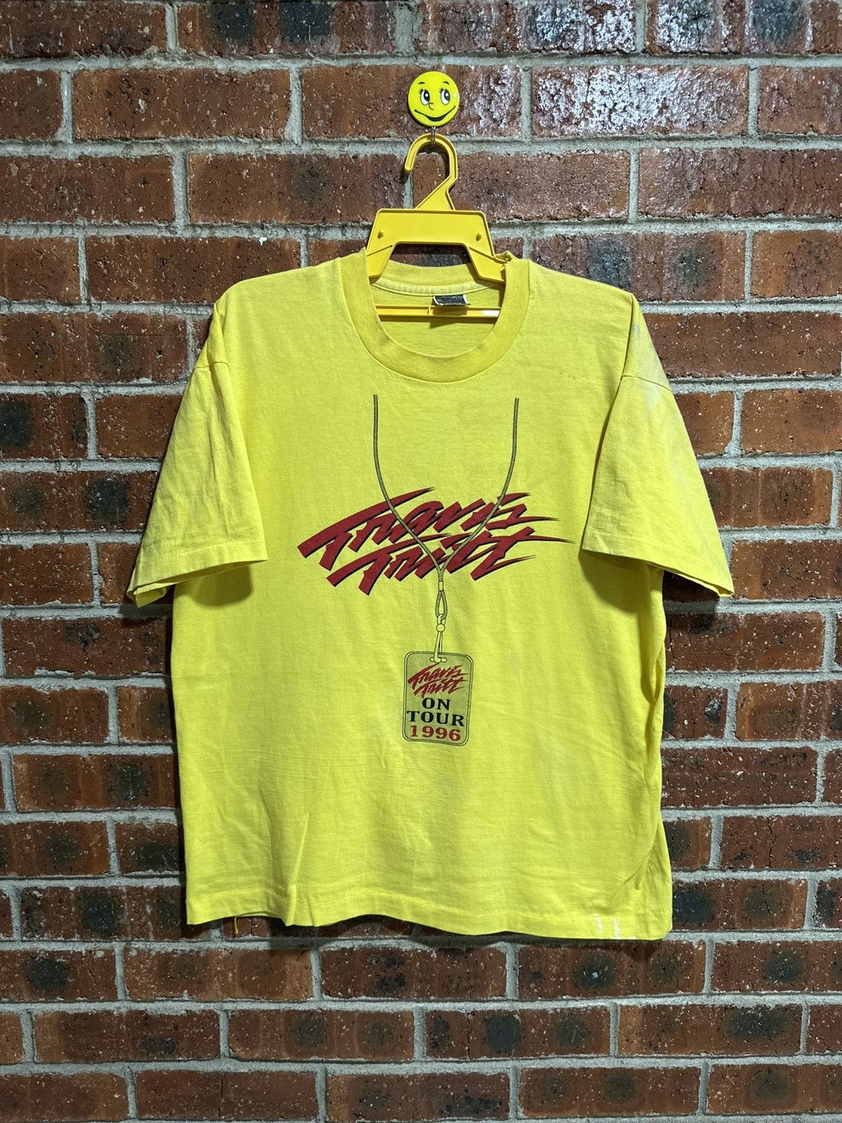 Fruit Of The Loom X Vintage Vintage Travis Tritt 1996 Tour Faded Tee Hoodie, Sweatshirt | PodTeesHub.com