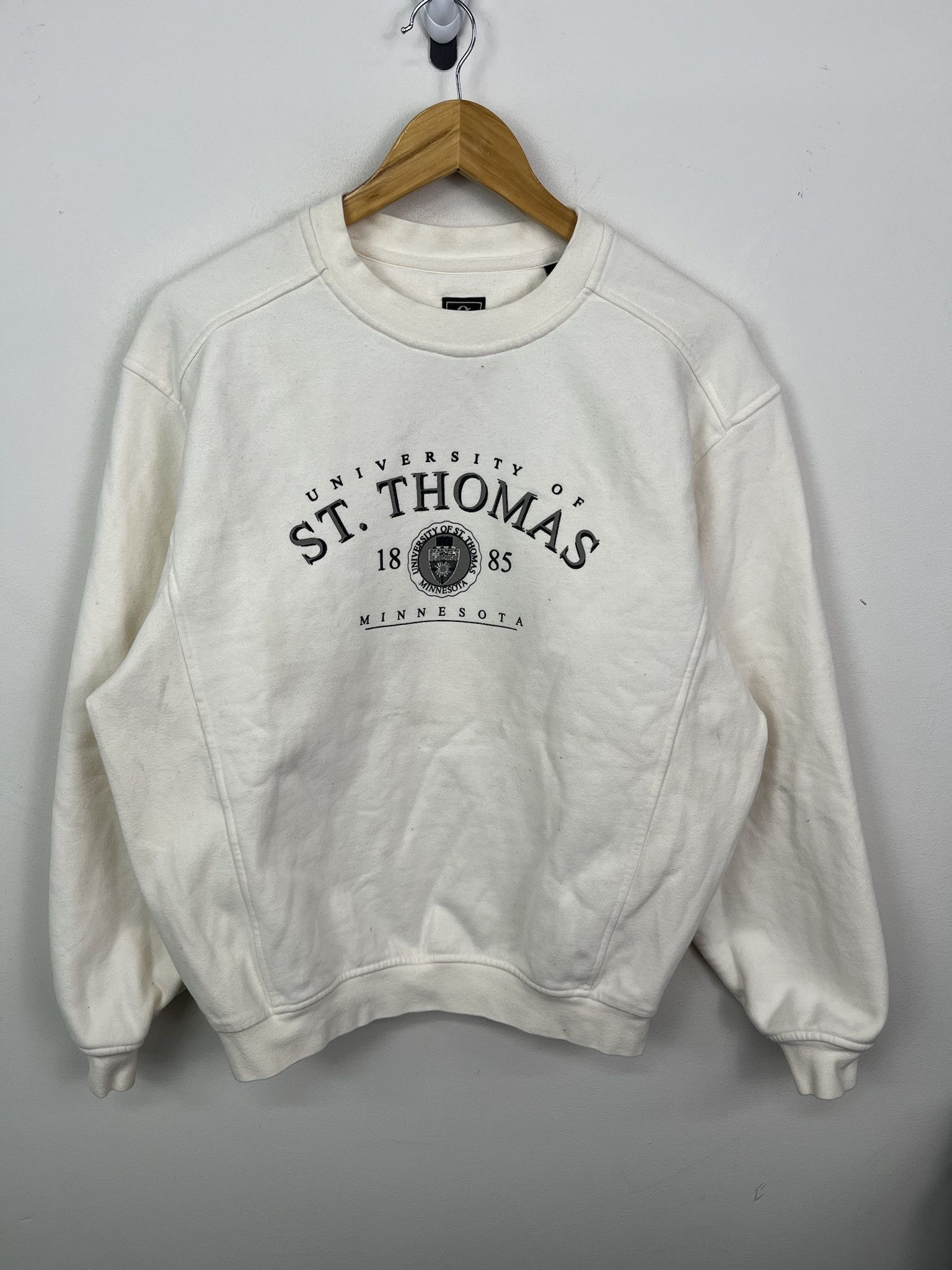 Vintage 90 S University Of St Thomas Minnesota College Logo Spellout Pullover Crewneck Size T-Shirts, Hoodie, Sweatshirt
