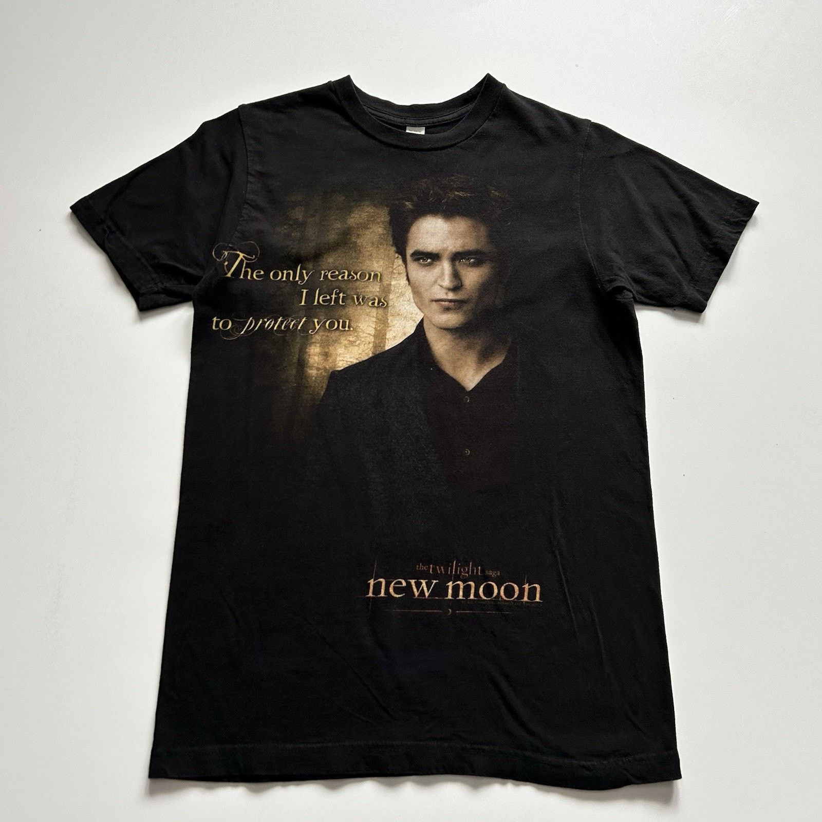 Vintage Twilight T Shirt Small Edward Cullen New Moon Movie Hoodie, Sweatshirt | PodTeesHub.com
