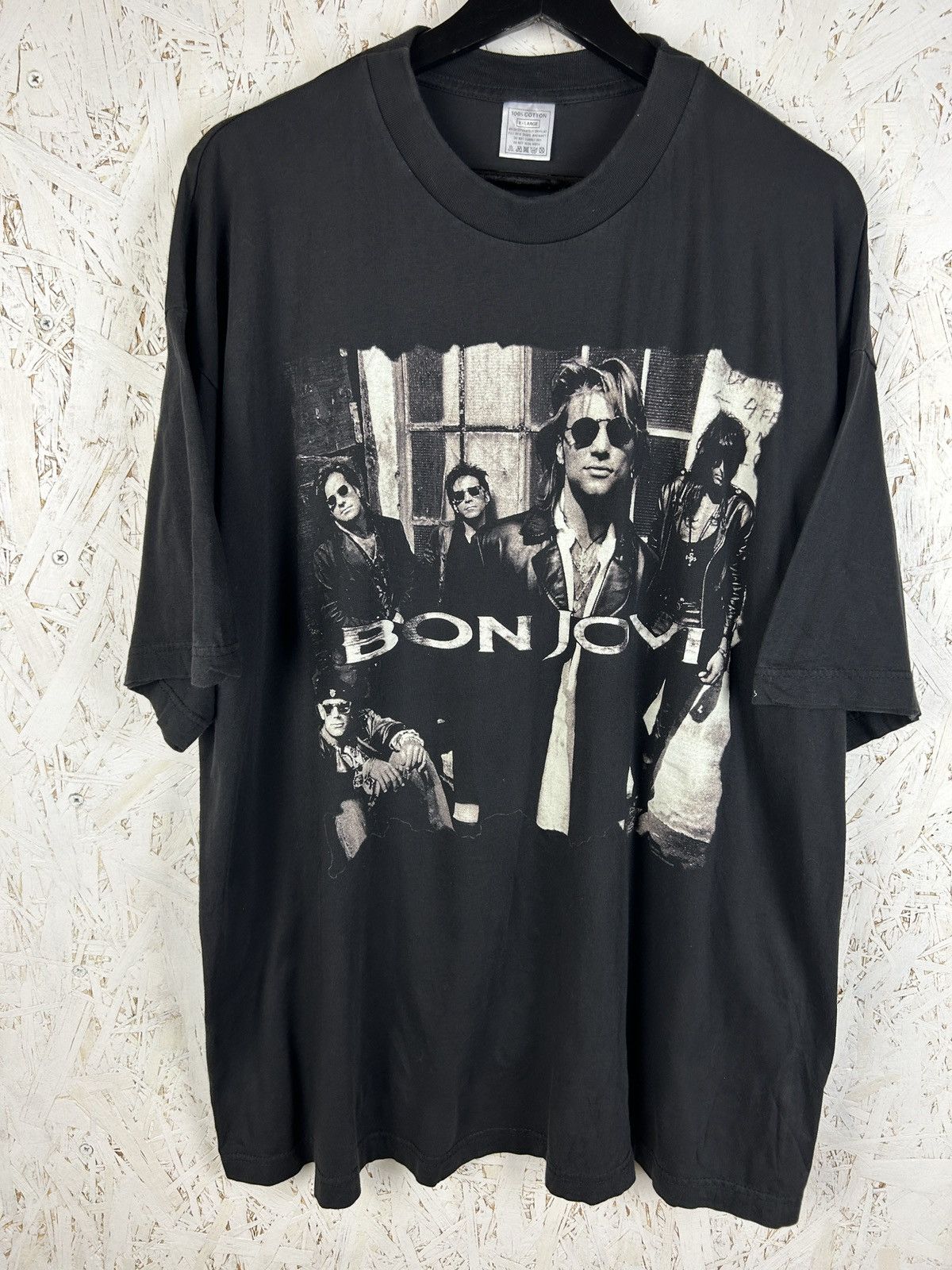Band Tees 90s Bon Jovi 1992 Keep The Faith Tour T Shirt Black Xl Hoodie, Sweatshirt | PodTeesHub.com