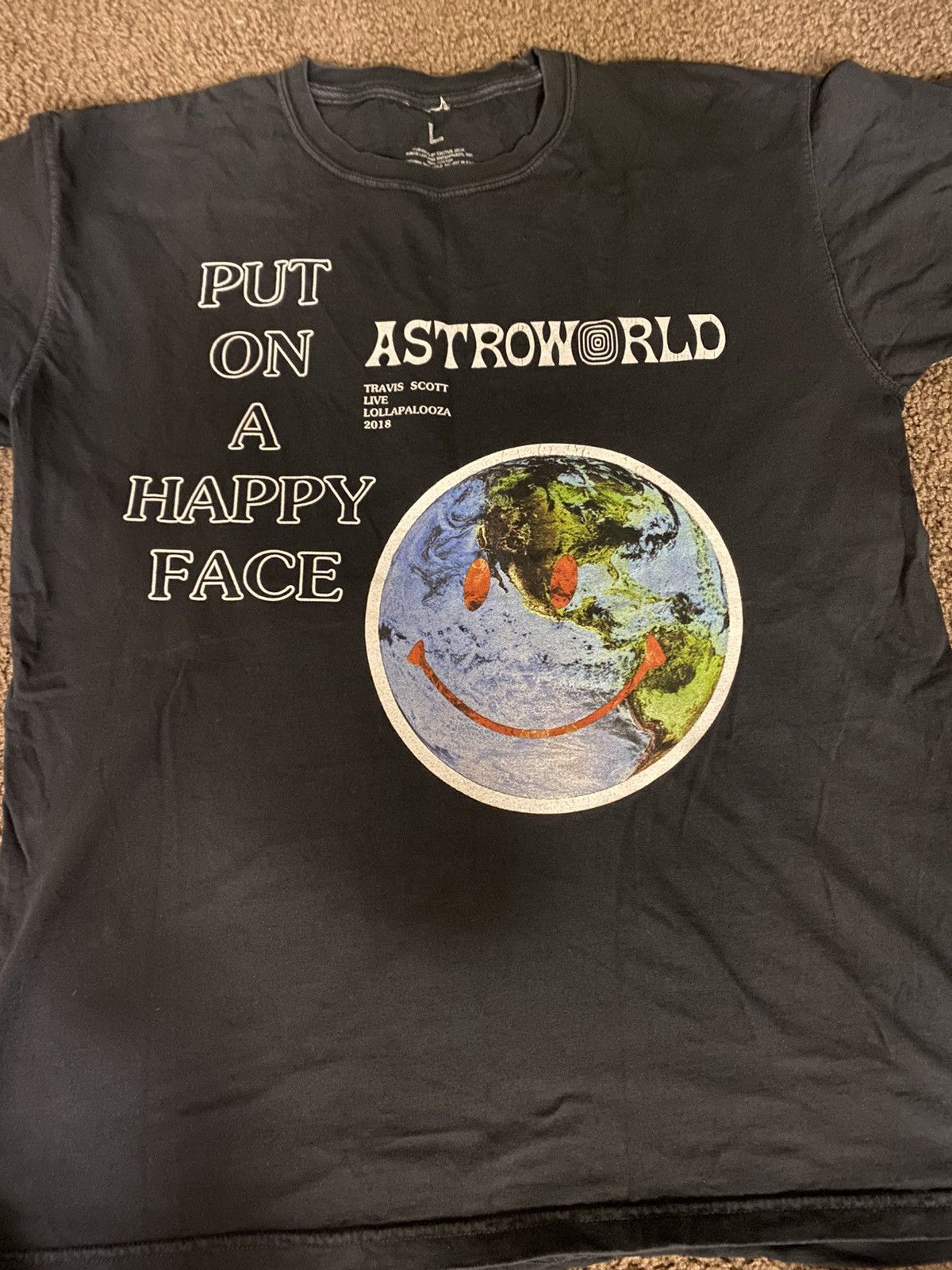 Travis Scott Lollapalooza Exclusive Astroworld Travis Scott Shirt Hoodie, Sweatshirt | PodTeesHub.com