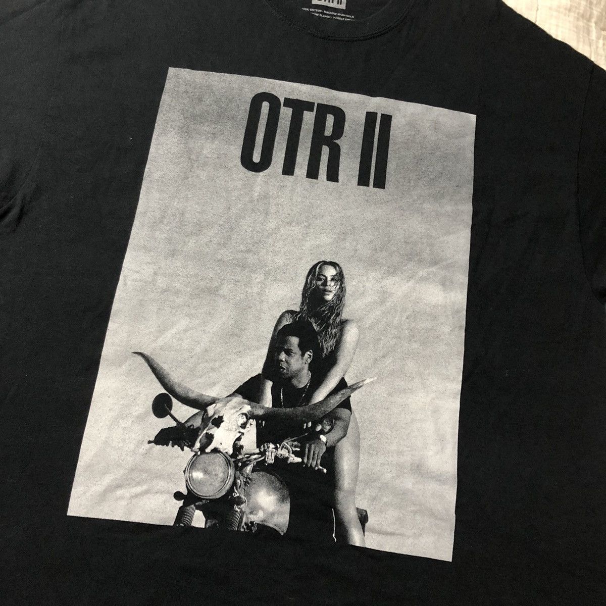 Beyonce Otr Ii 2018 Tour T Shirt Hoodie, Sweatshirt | PodTeesHub.com