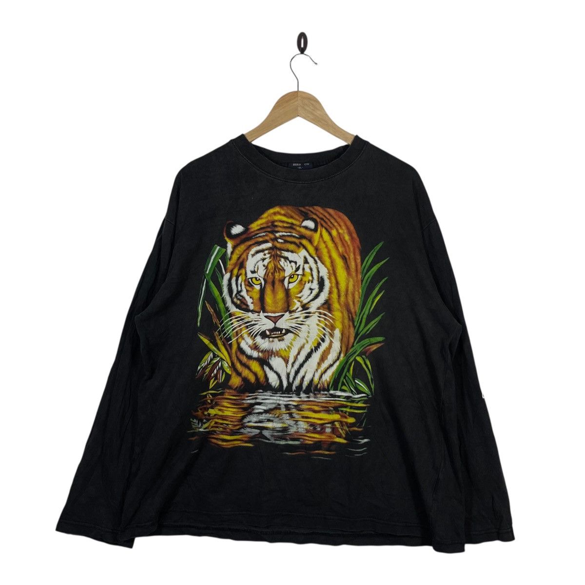 Vintage Third Row Tiger Graphic Long Sleeve T Shirt Streetwear Hoodie, Sweatshirt | PodTeesHub.com