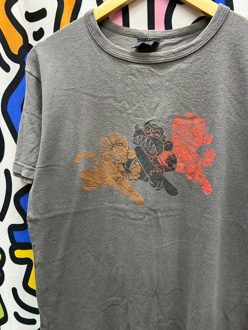 Vintage 2000s Family Guy The Evil Monkey Tshirt Size M Hoodie, Sweatshirt | PodTeesHub.com