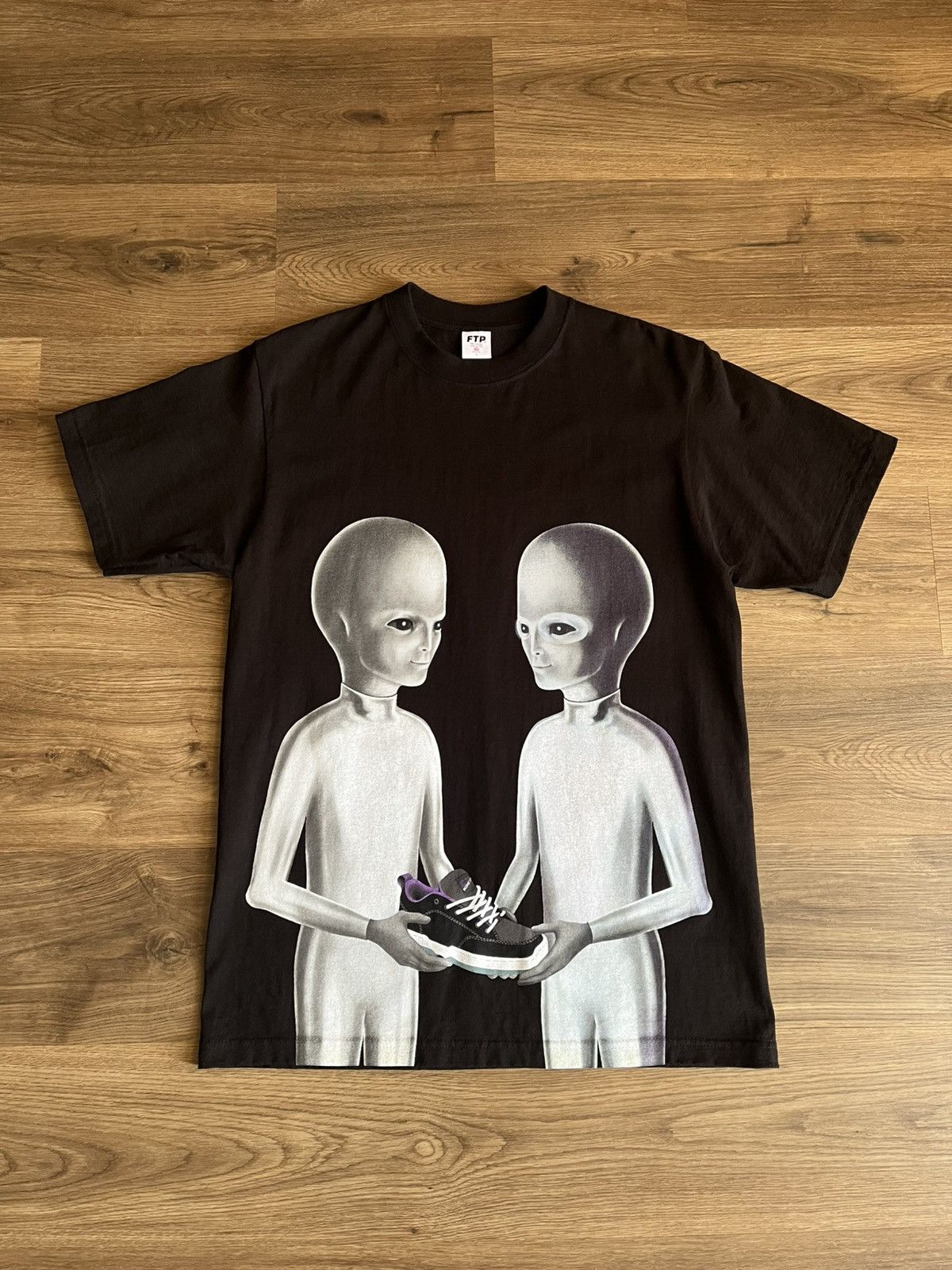 Fuck The Population Ftp Dc Alien Graphic Tee Black Size Large Hoodie, Sweatshirt | PodTeesHub.com
