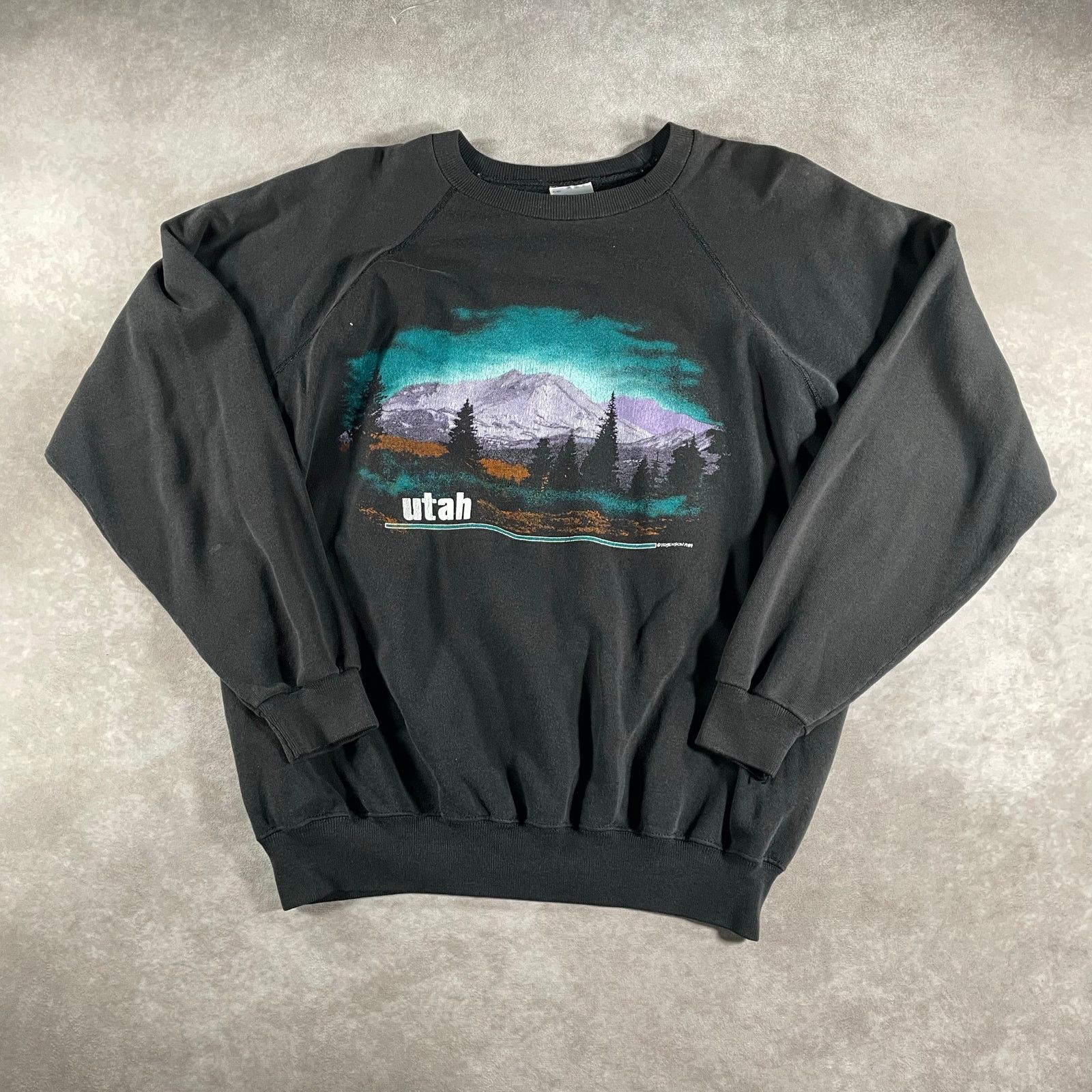 Vintage 80 S Vtg Utah Cozy Nature Aurora Lights Graphic Sweatshirt T-Shirts, Hoodie | PodTeesHub.com