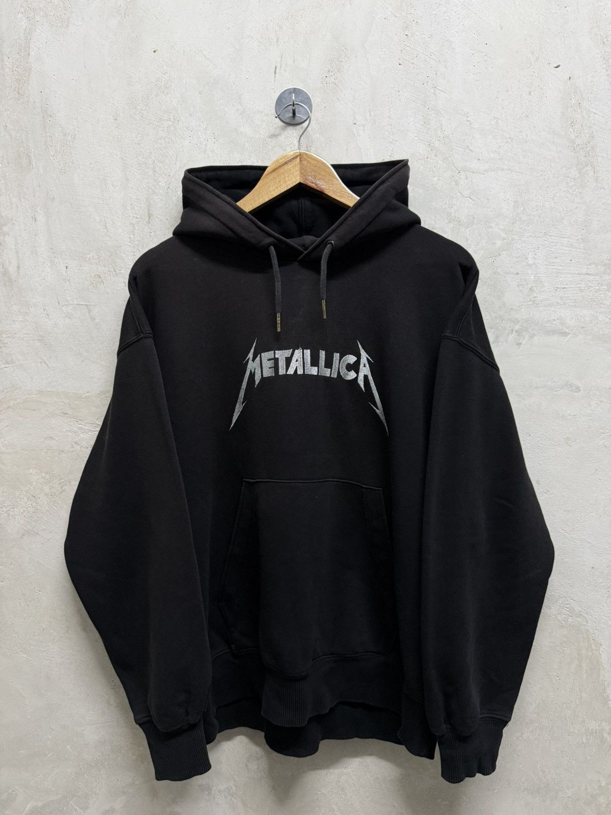 2010s Metallica Embroidered Spell Out Hoodie T-Shirts, Sweatshirt | PodTeesHub.com