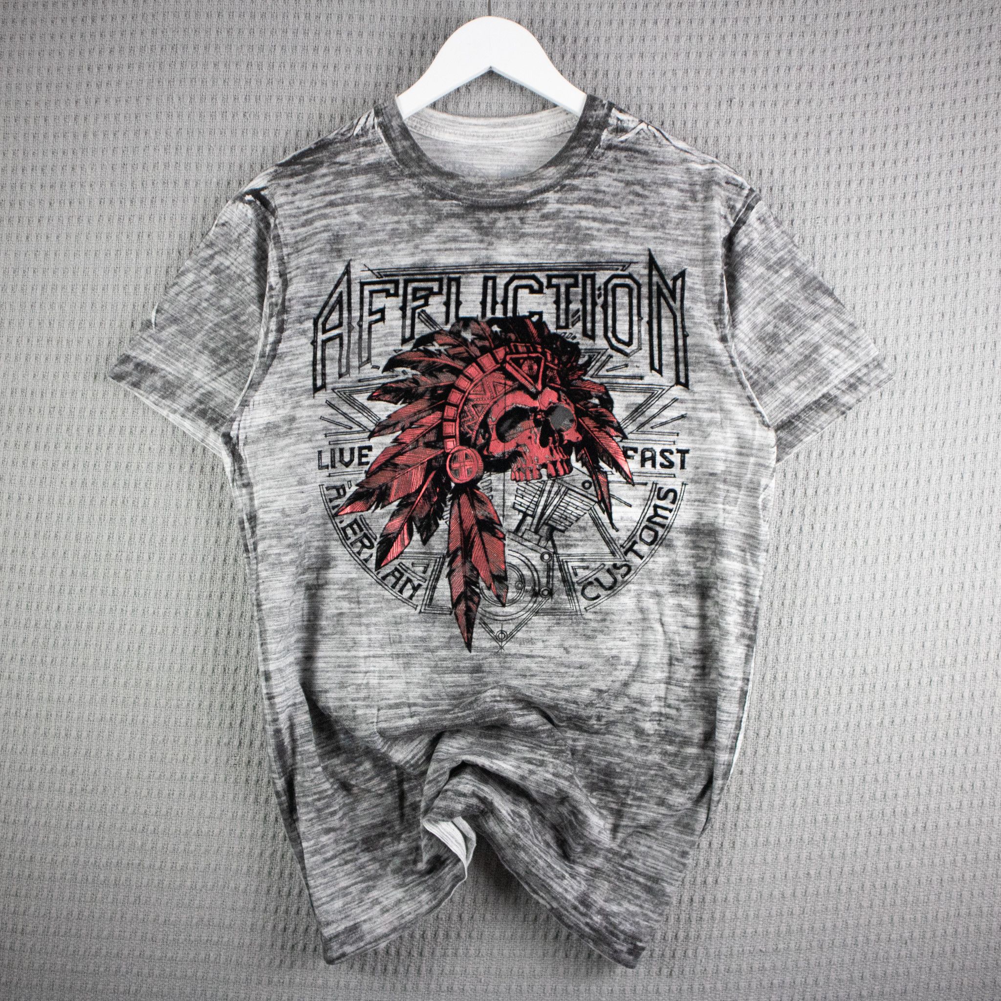 Affliction Live Fast Tribal Skull Washed Tee Mens Medium Hoodie, Sweatshirt | PodTeesHub.com