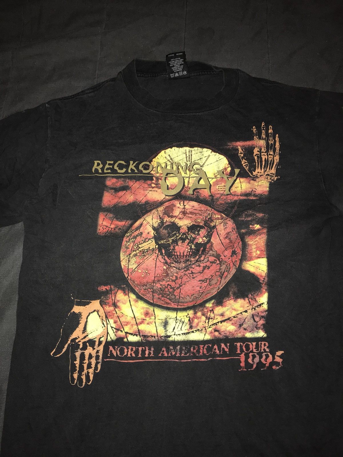Vintage Megadeth Reckoning Day 1995 Tour T-Shirts, Hoodie, Sweatshirt