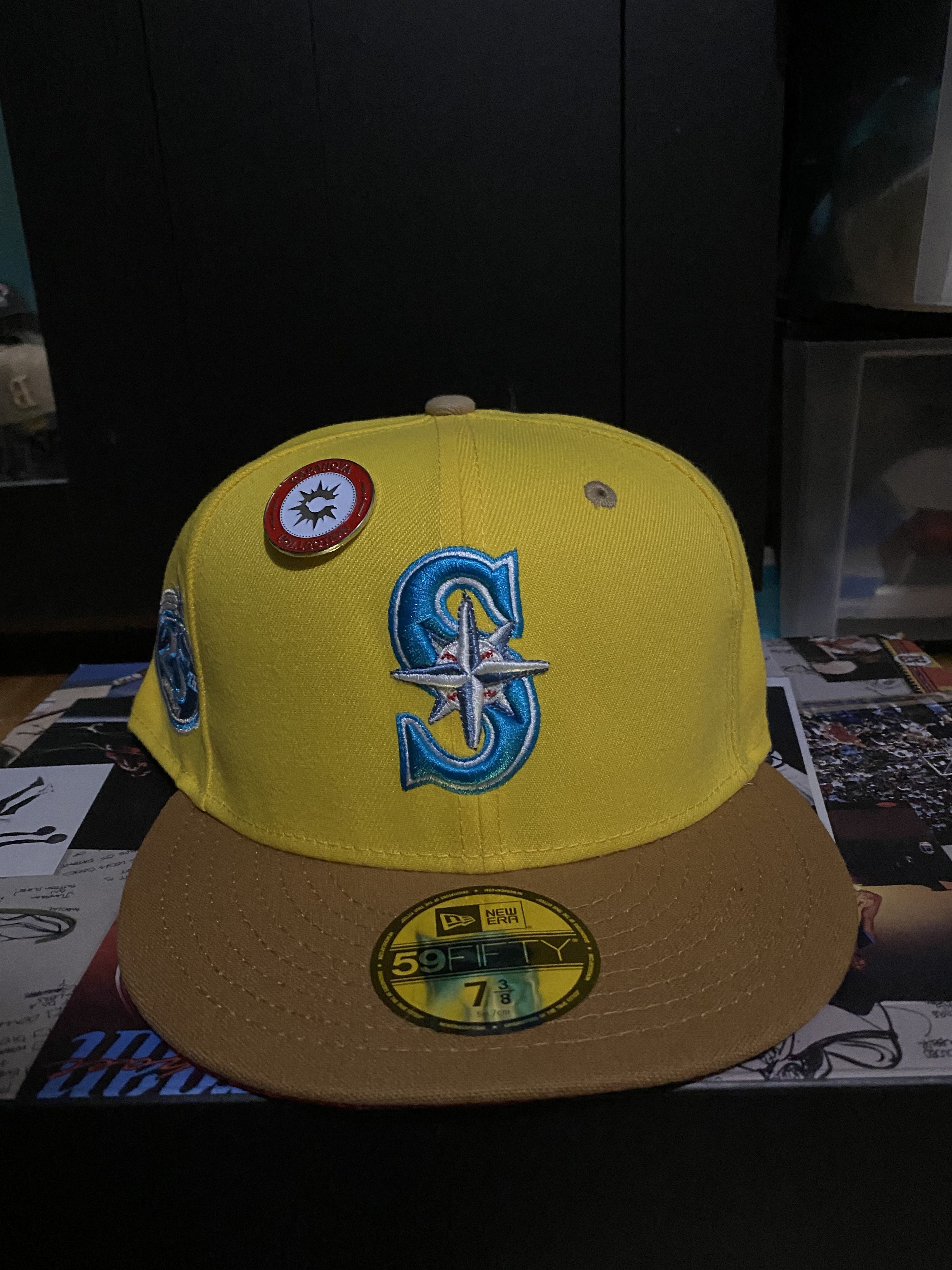 New Era Capanova Seattle Mariners Spongebob 7 3 8 T-Shirts, Hoodie, Sweatshirt