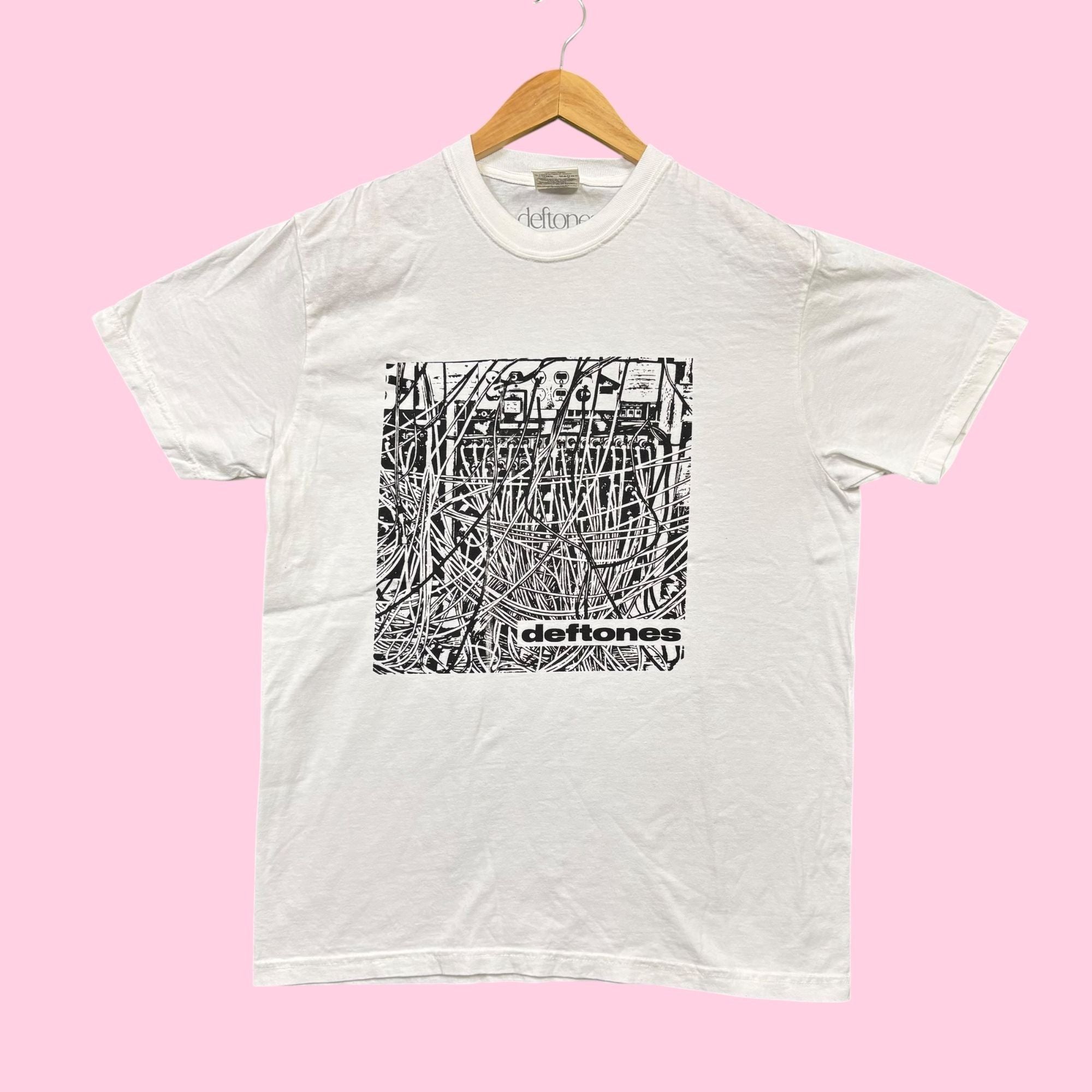Band Tees Deftones Tangled Wires Nu Metal Band Poster Tee M Hoodie, Sweatshirt | PodTeesHub.com