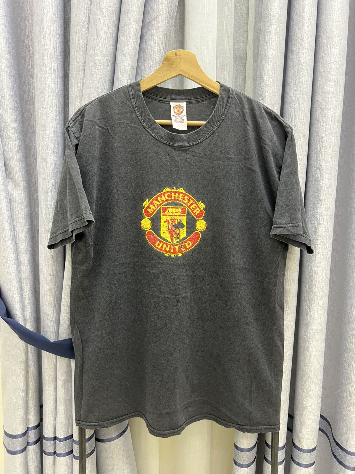 Vintage Thrashed Faded Man U Tee Hoodie, Sweatshirt | PodTeesHub.com