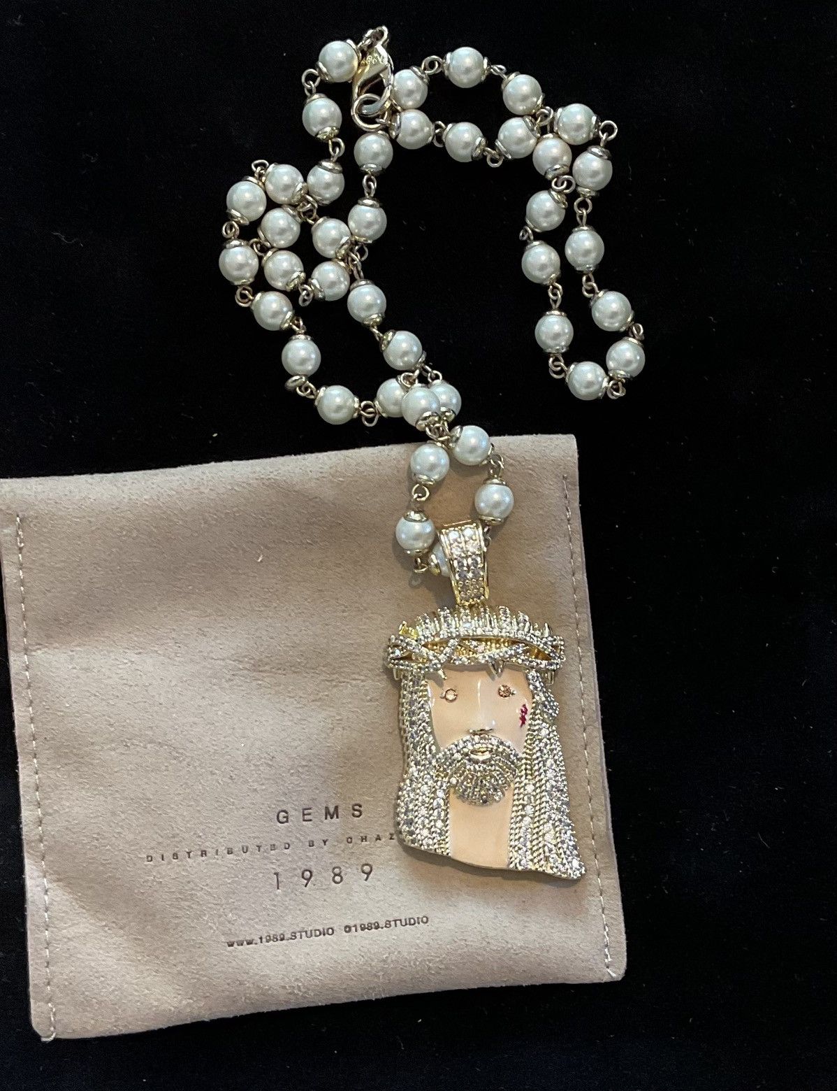 Studio 1989 Studio Jesus Piece Chain Silver Pearl T-Shirts, Hoodie, Sweatshirt | PodTeesHub.com