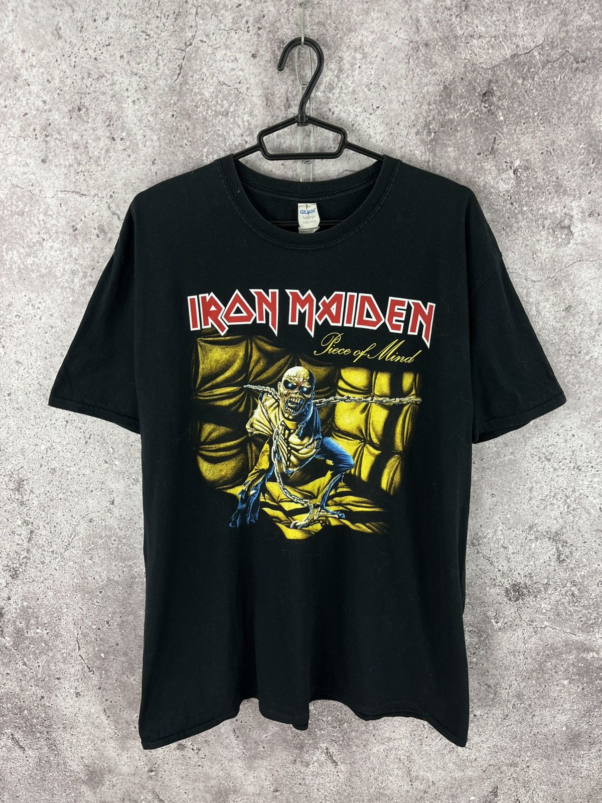 Maiden Iron Maiden Piece Of Mind Tee Big Logo 2000s Size 2xl Hoodie, Sweatshirt | PodTeesHub.com