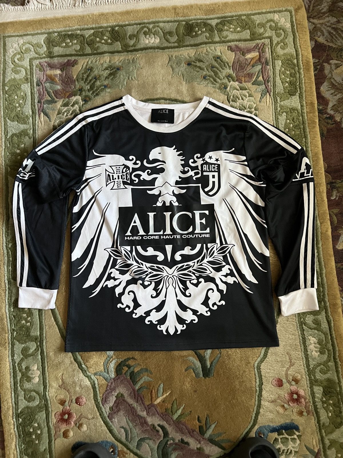 Hollywood Alice Hollywood Long Sleeve T-Shirts, Hoodie, Sweatshirt | PodTeesHub.com