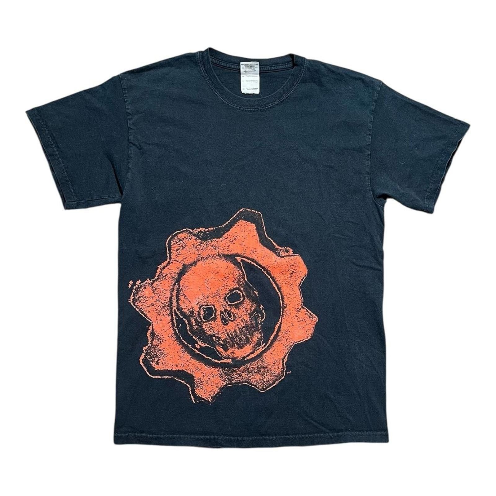 Gildan Vintage Gears Of War 3 Video Game Promo T Shirt Hoodie, Sweatshirt | PodTeesHub.com