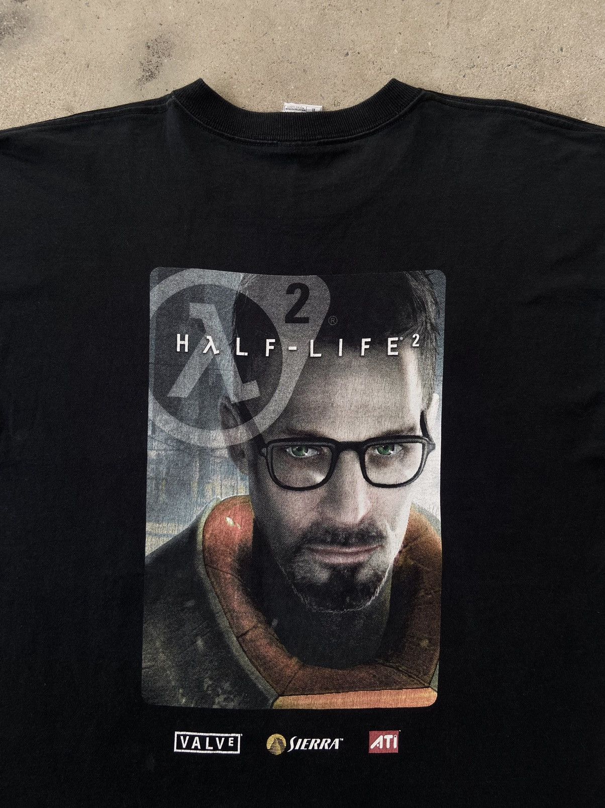Playstation Vintage Half Life 2 Promo Game Tee 2004s Hoodie, Sweatshirt | PodTeesHub.com