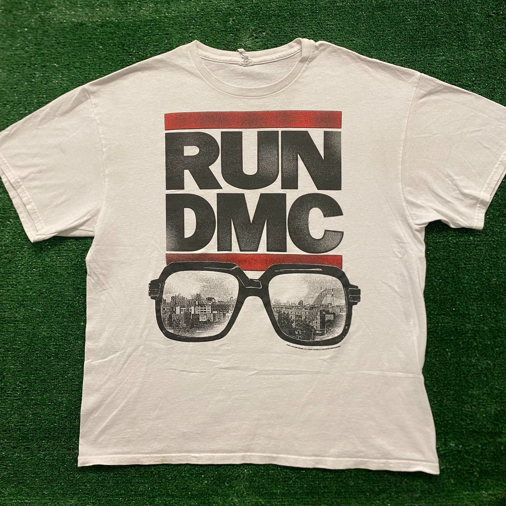 Rap Tees Run Dmc Vintage Rap Hip Hop T Shirt Hoodie, Sweatshirt | PodTeesHub.com