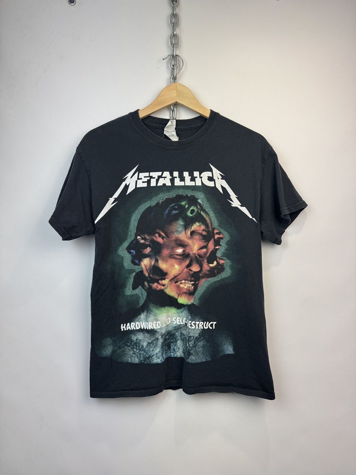 T Shirt Metallica Hardwired To Self Destruct Worldwired Tour Hoodie, Sweatshirt | PodTeesHub.com