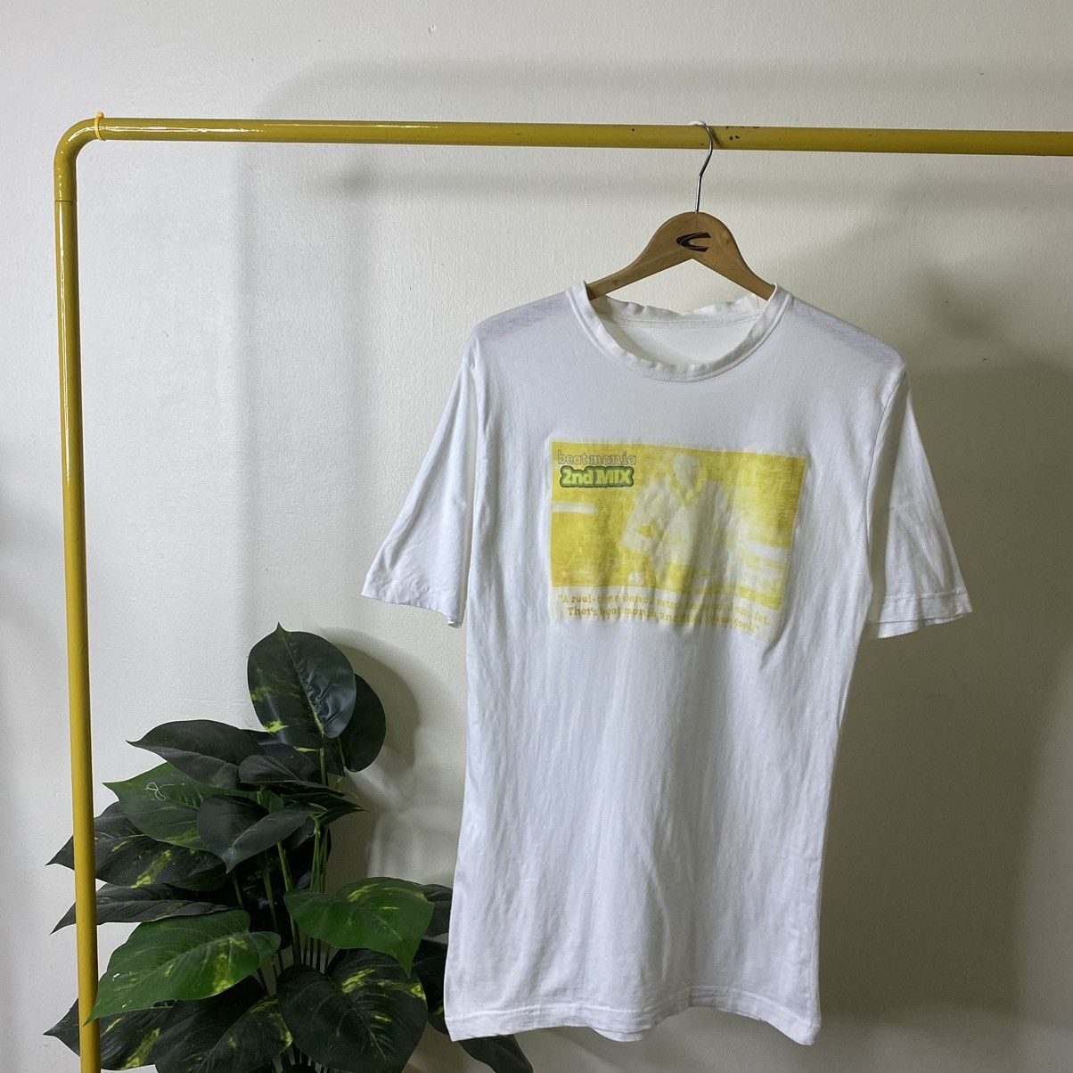 Vintage 1998 Konami Beatmania 2ndmix Video Games Promo Tee Hoodie, Sweatshirt | PodTeesHub.com