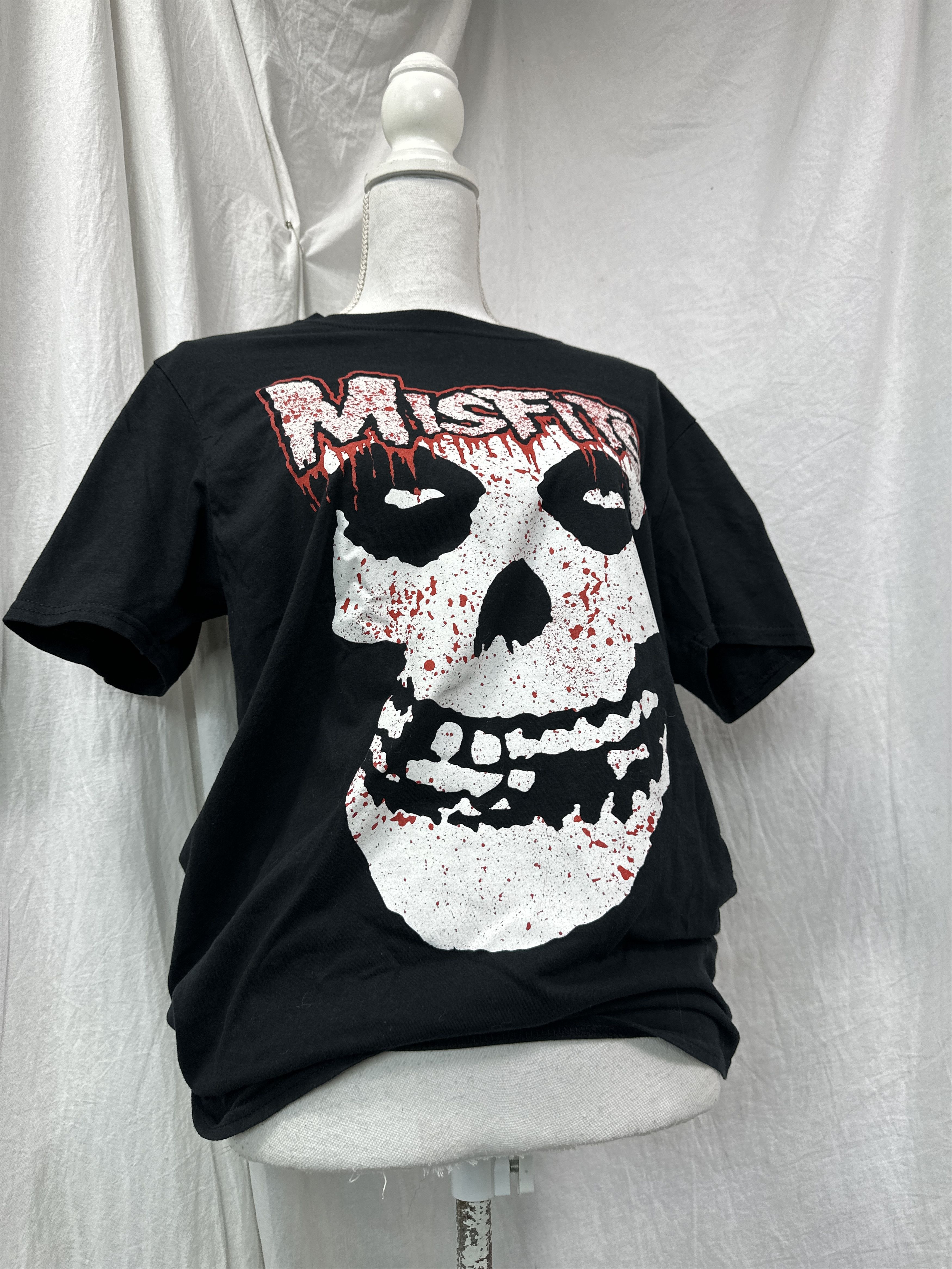 Misfits Vintage Streetwear Hiphop Skater Misfits Printed T Shirt Y2k Hoodie, Sweatshirt | PodTeesHub.com