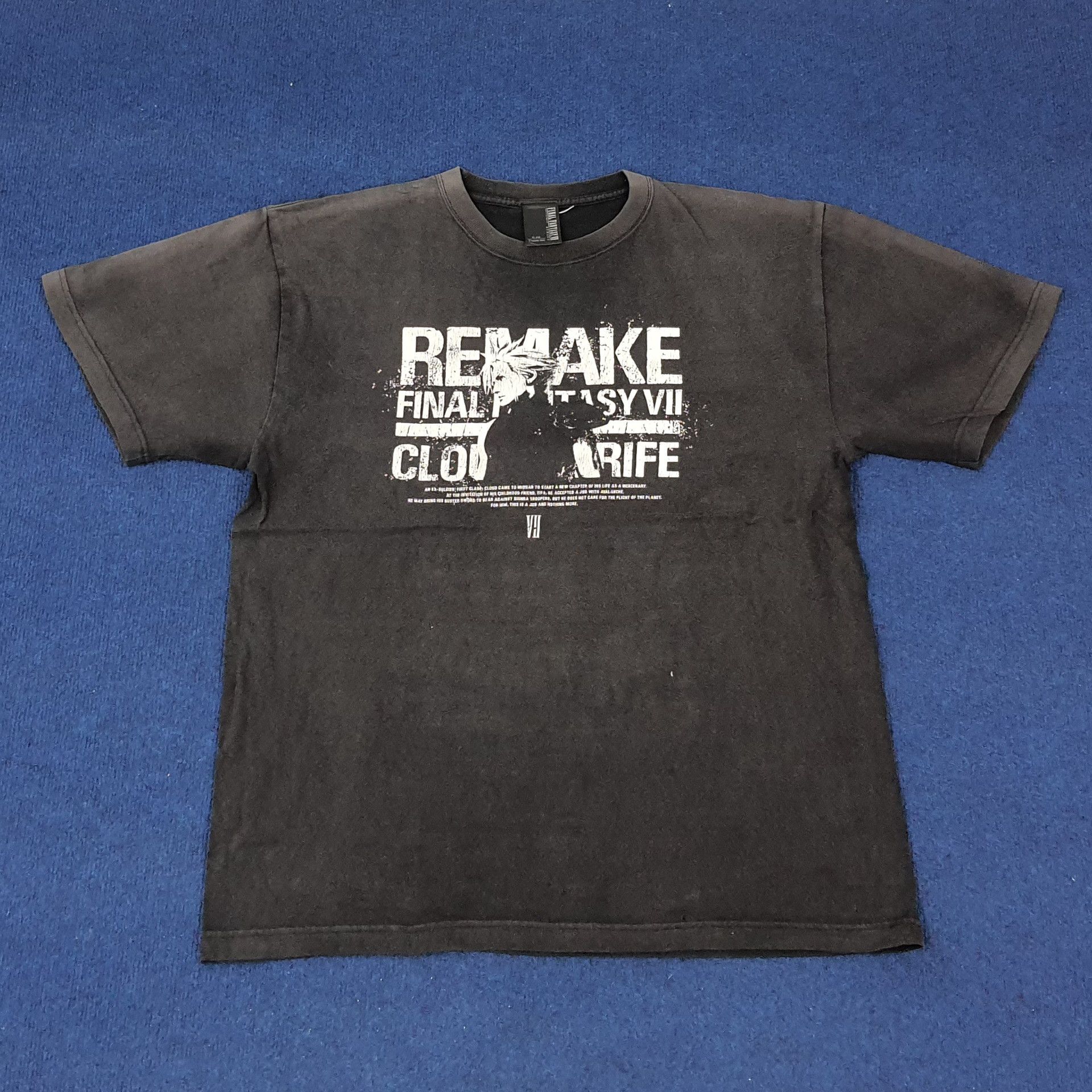 The Game X Vintage Vintage Final Fantasy Vii Remake Game Cloud Strife T Shirt Hoodie, Sweatshirt | PodTeesHub.com