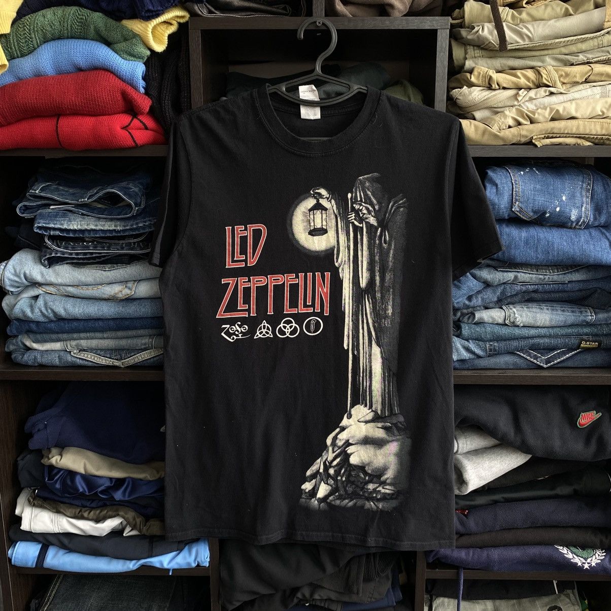 Band Tees Vintage Led Zeppelin Big Logo Rock Band Graphic Tee Hoodie, Sweatshirt | PodTeesHub.com