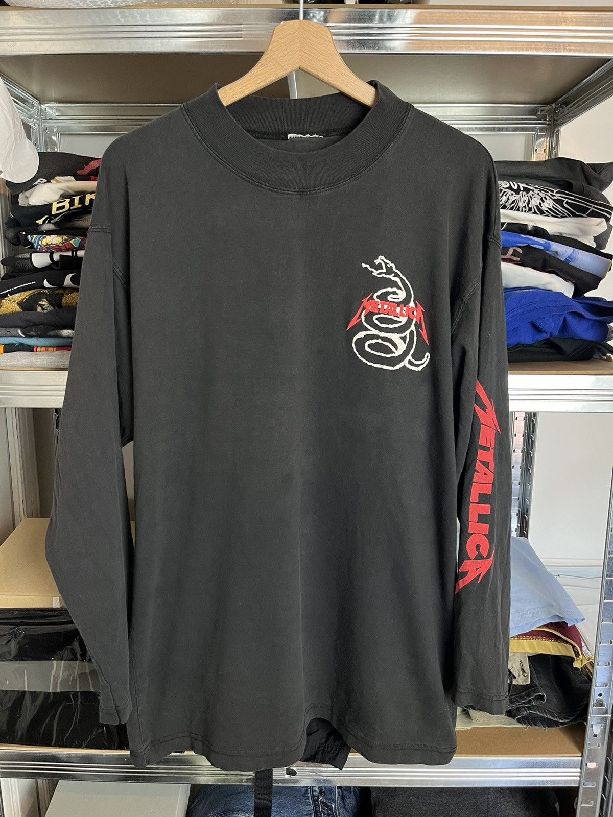Metallica X Vintage Vintage Black 90 S Metallica Long Sleeve T-Shirts, Hoodie, Sweatshirt | PodTeesHub.com