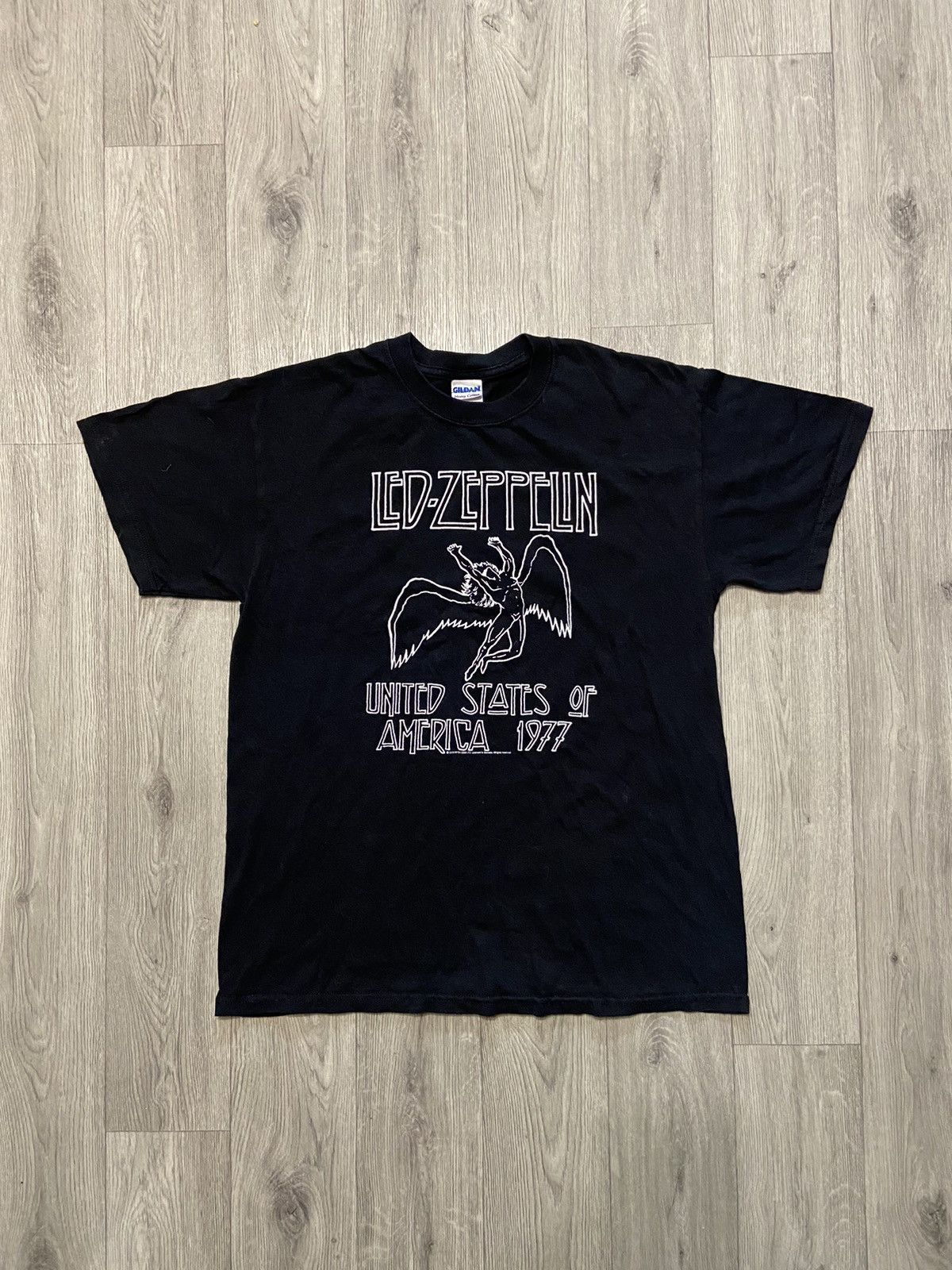 Led Zeppelin X Vintage Vintage Led Zeppelin 2000 Black Rare Rock Band Tee Shirt M Hoodie, Sweatshirt | PodTeesHub.com