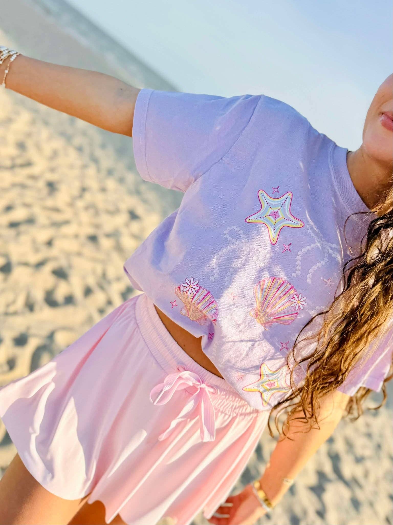 Seashell Pearl Bow Stack Graphic Tee Hoodie, Sweatshirt | PodTeesHub.com